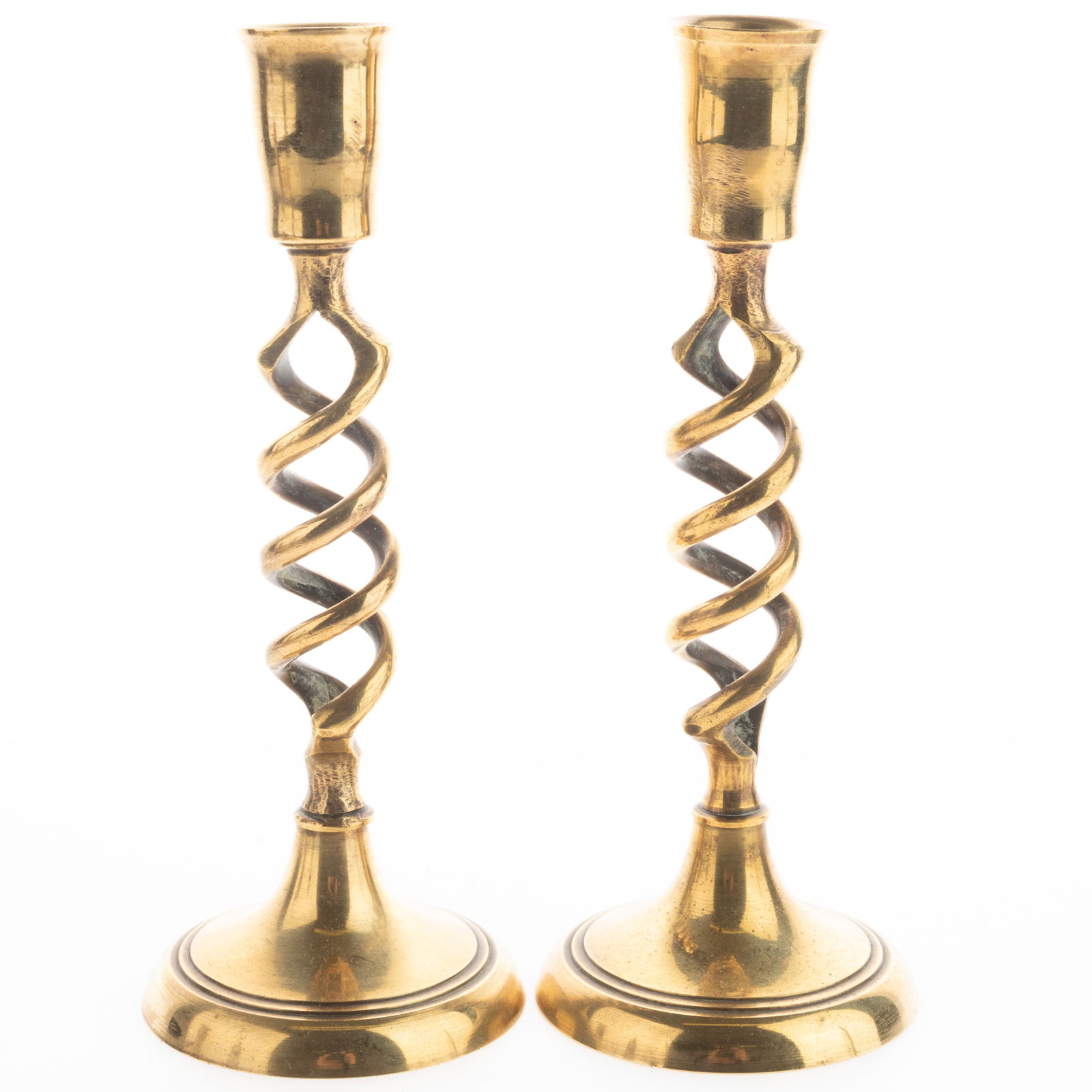 ANTIQUE VICTORIAN PAIR OF BARLEY TWIST BRASS CANDLESTICKS (1 of 3)
