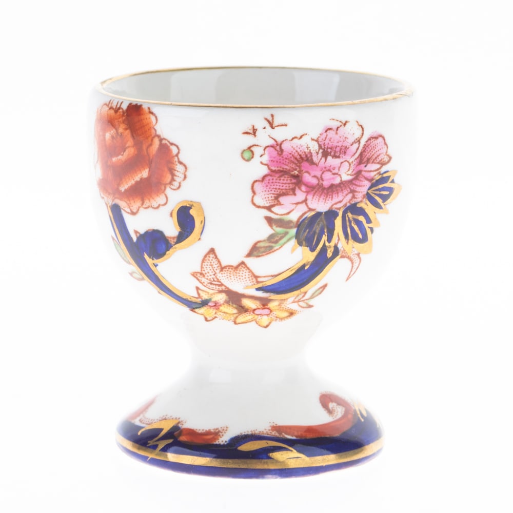 ANTIQUE MASON'S IRONSTONE CERAMIC POTTERY IMARI POTTERN EGG CUP: Kindly examine all photographs provided in this listing or ask for a condition report. All items offered are in generally good, pre-owned condition, unless otherwise specifically described, sold as se
