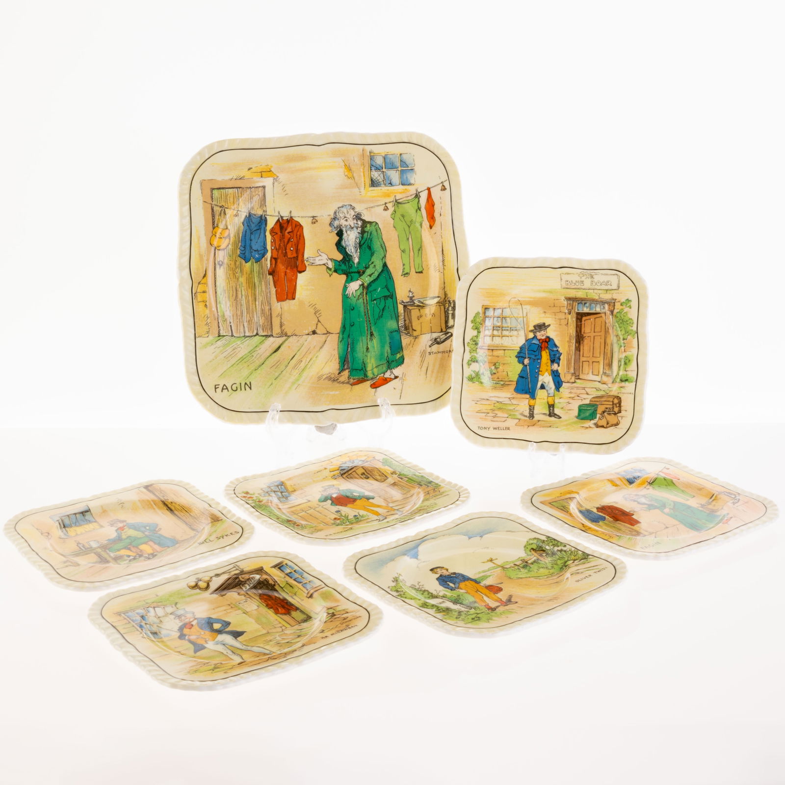 ALFRED MEAKIN POTTERY PORCELAIN DICKENS CHARACTERS PLATES (1 of 12)