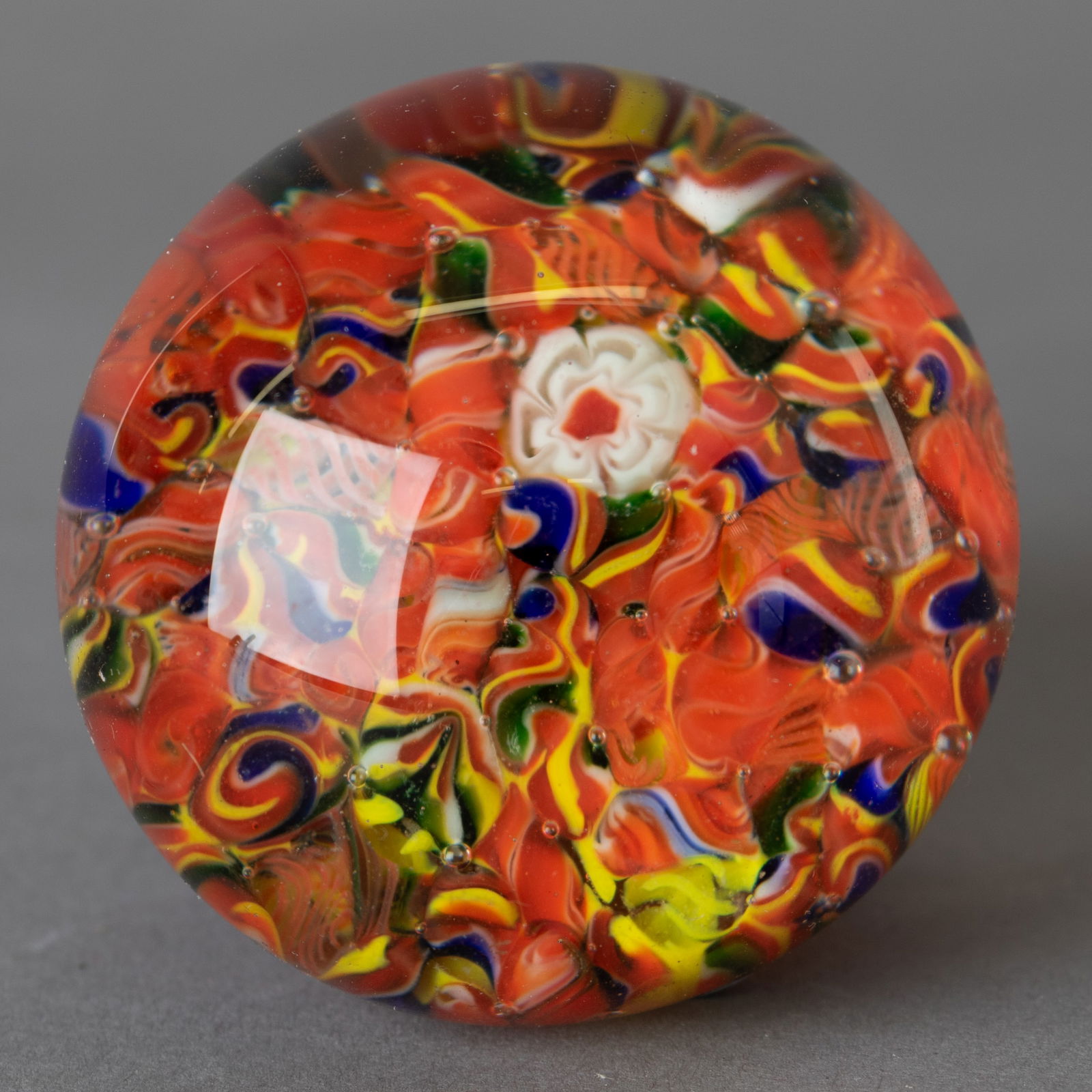 MURANO VENETIAN HAND BLOWN MILLEFIORI GLASS PAPERWEIGHT (1 of 3)