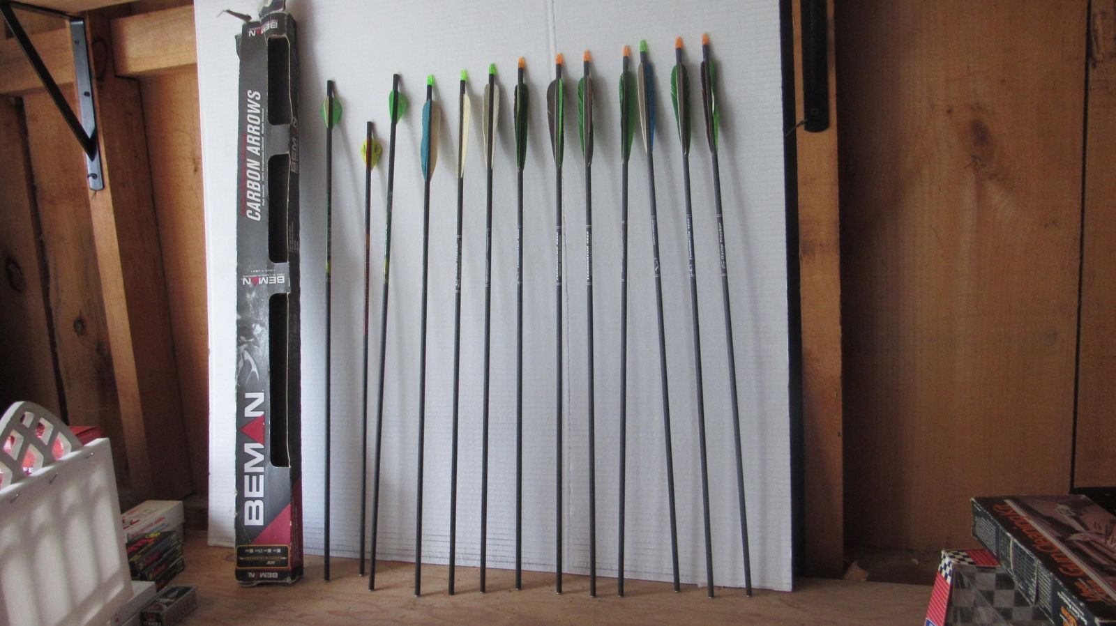 Mixed lot of Arrows (1 of 4)