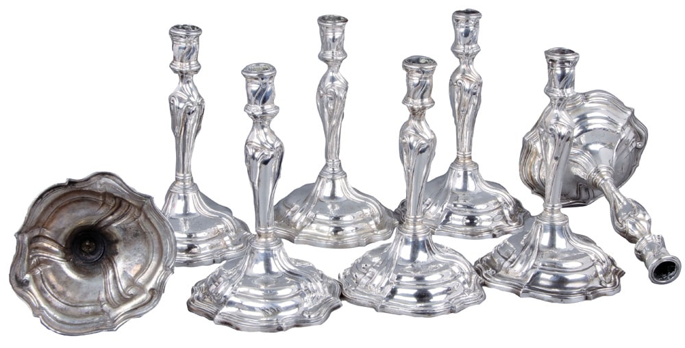 Acht gleiche Kerzenleuchter. Augsburg, Meister Christian II Drentwett (1754-1801). Silber, (1 of 1)