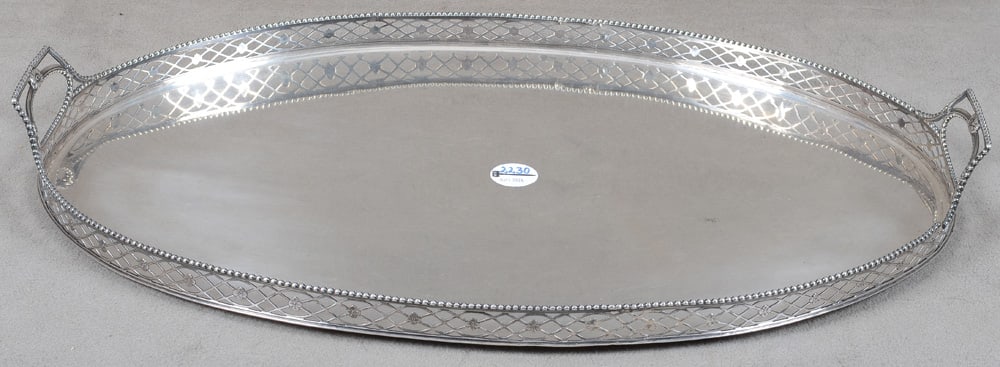 Großes ovales Henkeltablett. Holland 19. Jh. Silber, ca. 2.930 g, verso mehrfach gepunzt, (1 of 1)