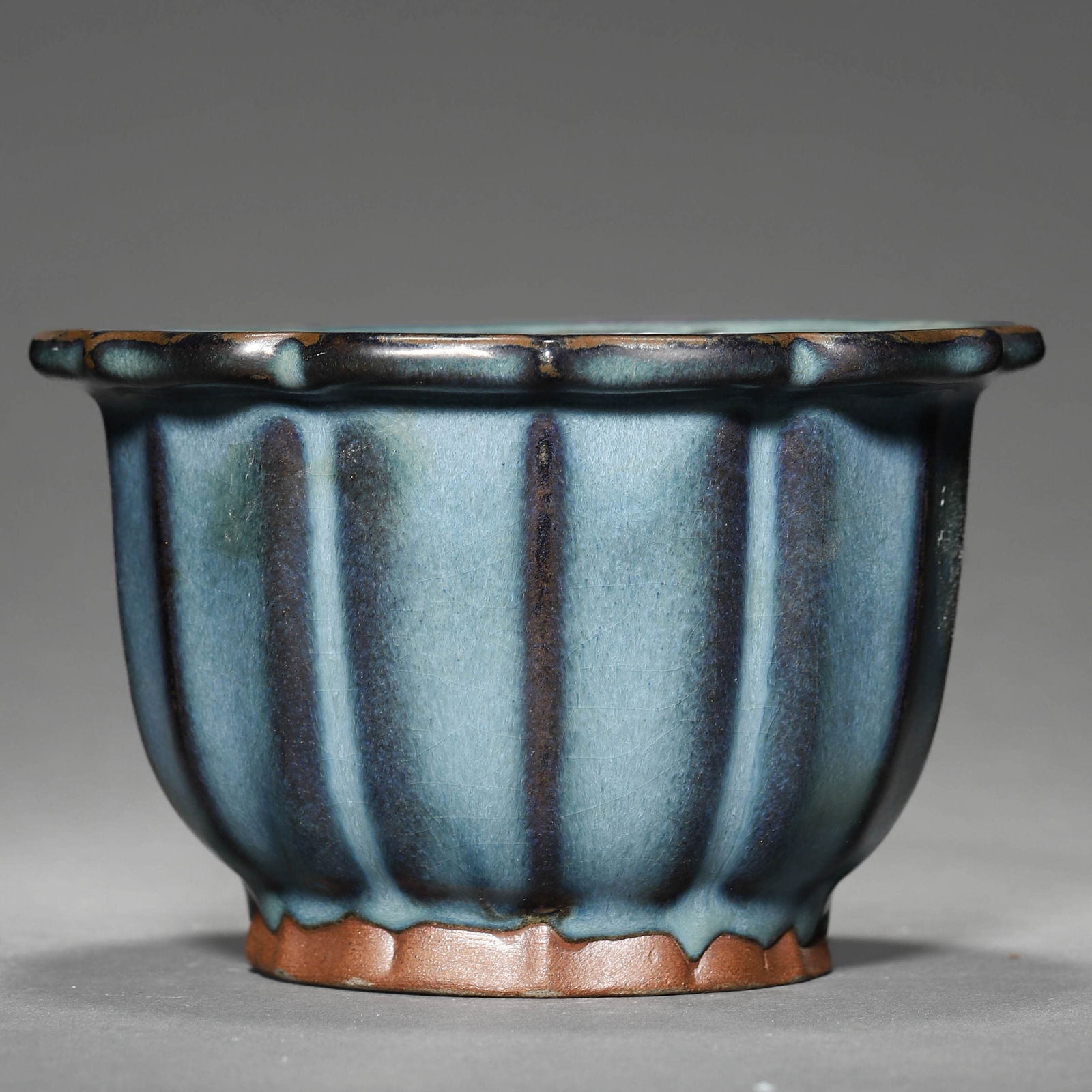 Lu Jun Glazed Flower Basin: Lu Jun Glazed Flower Basin Diameter: 5 1/2 in. (14 cm), Height: 3 1/2 in. (9 cm)