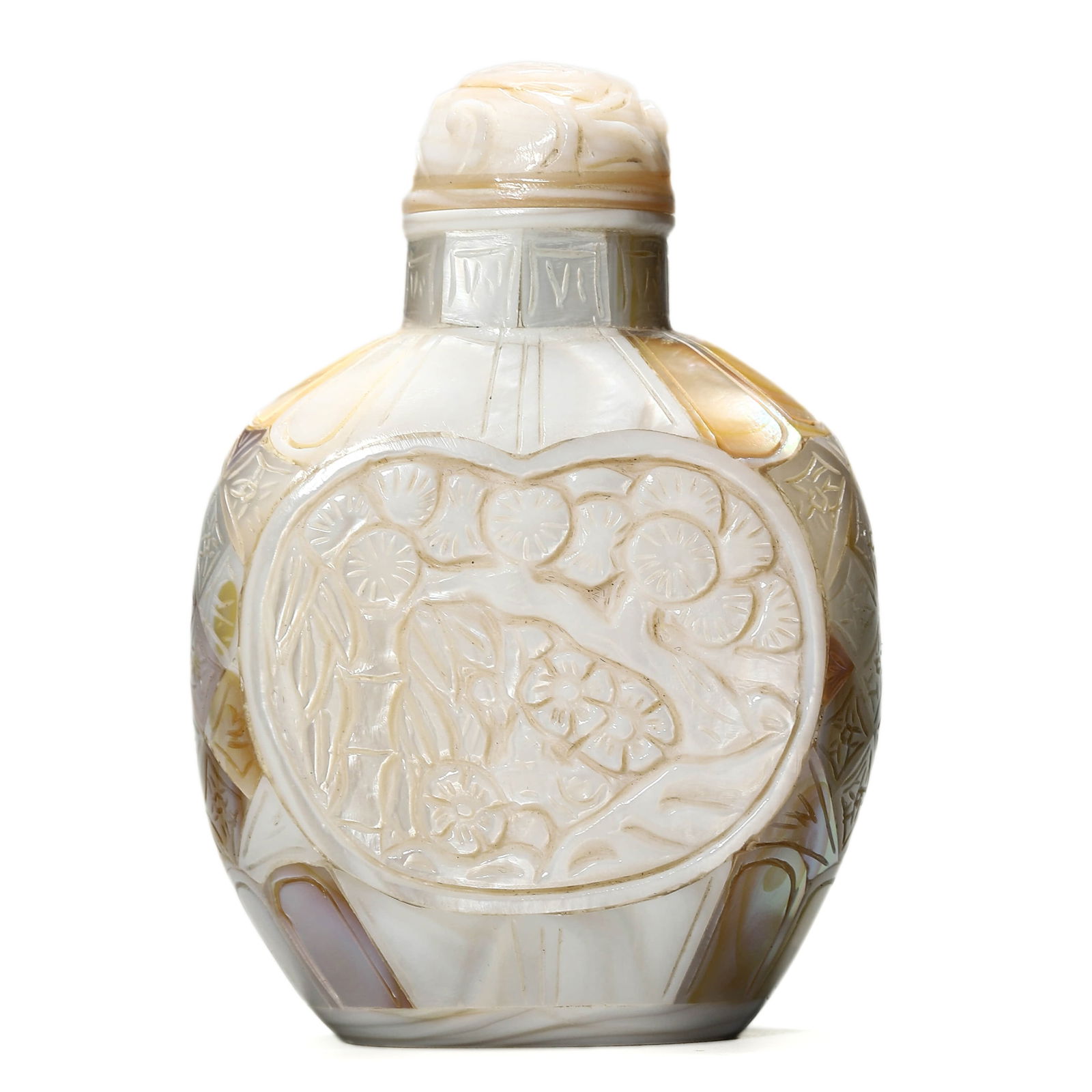 MOTHER-OF-PEARL SNUFF BOTTLE (1 of 8)