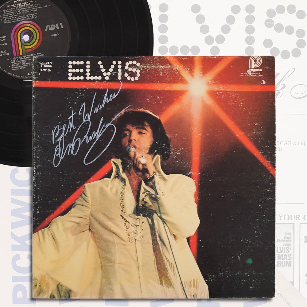 ELVIS PRESLEY SIGNED "ELVIS" VINYL RECORD (1 of 5)