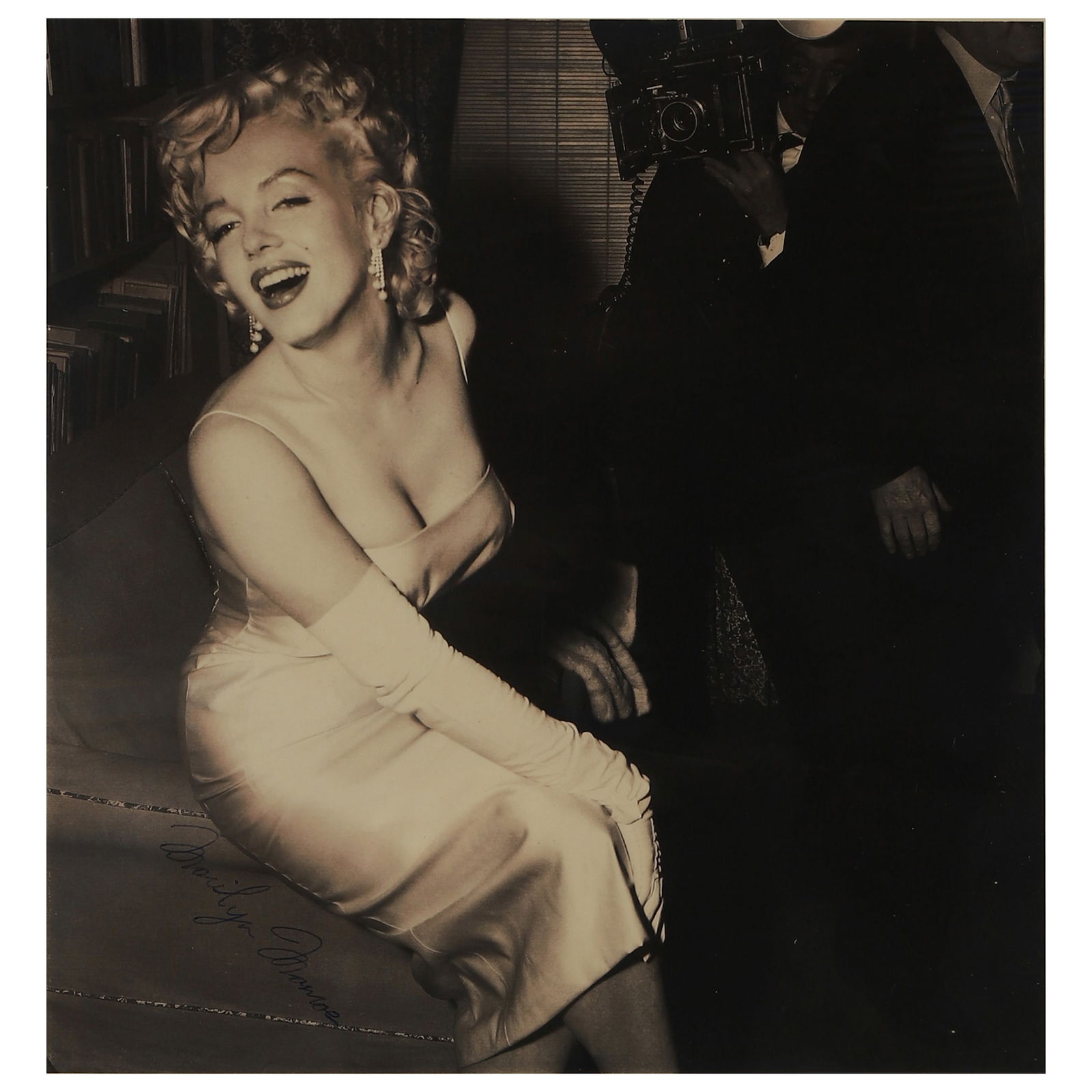 MARILYN MONROE PORTRAIT (1 of 3)