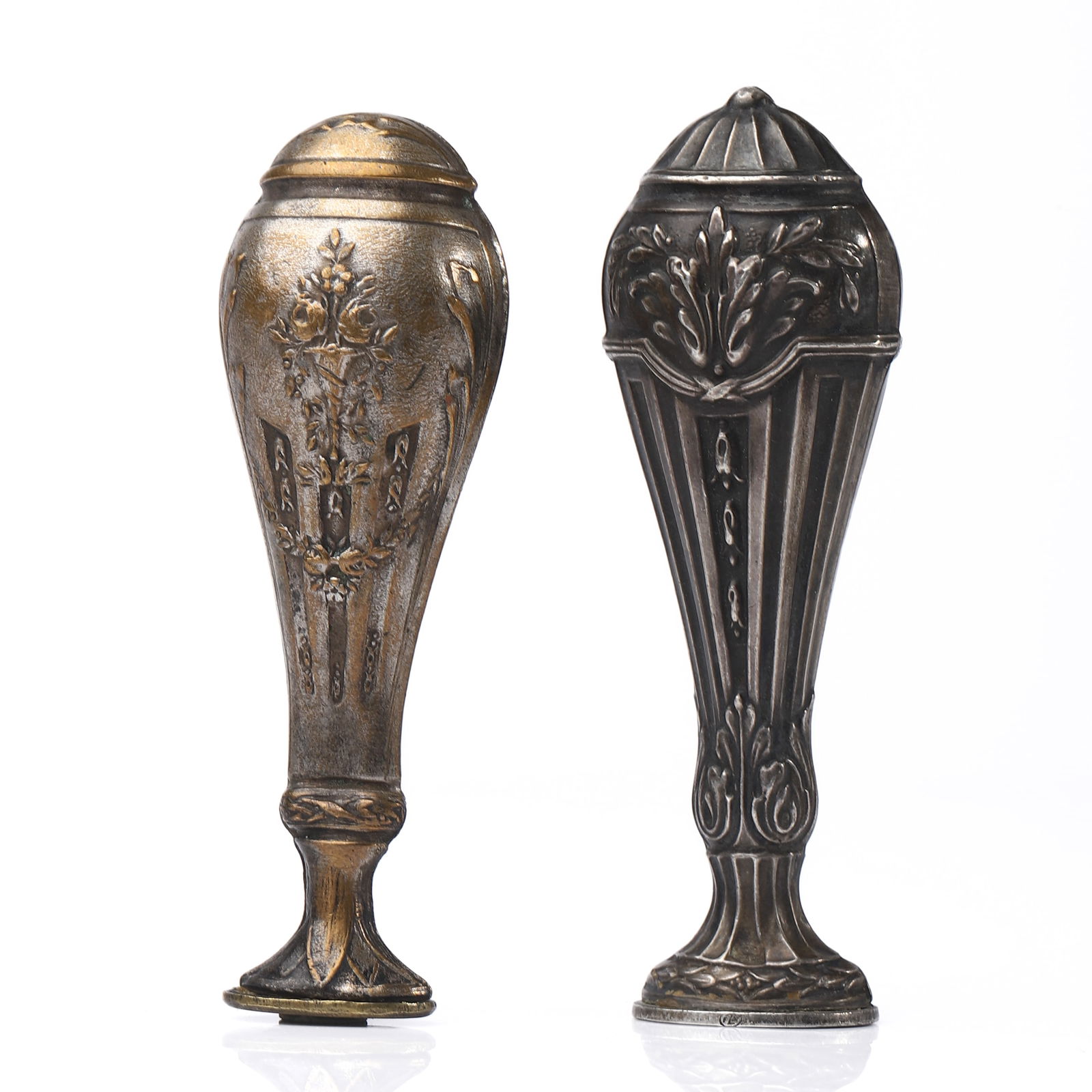 PAIR OF ANTIQUE SILVER AND BRASS WAX SEAL STAMPS (1 of 2)