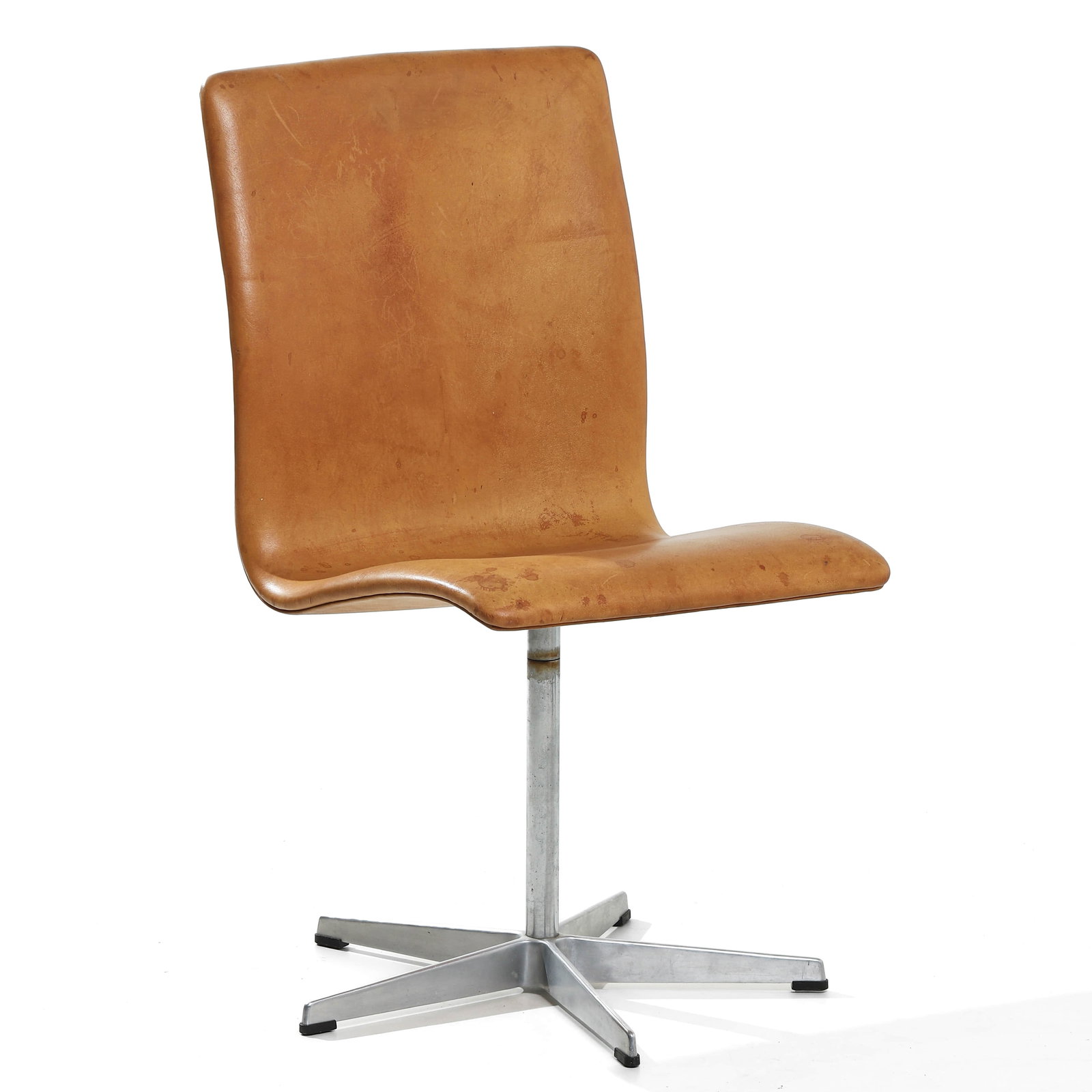 ARNE JACOBSEN “OXFORD CHAIR?? FOR FRITZ HANSEN, TAN LEATHER (1 of 7)