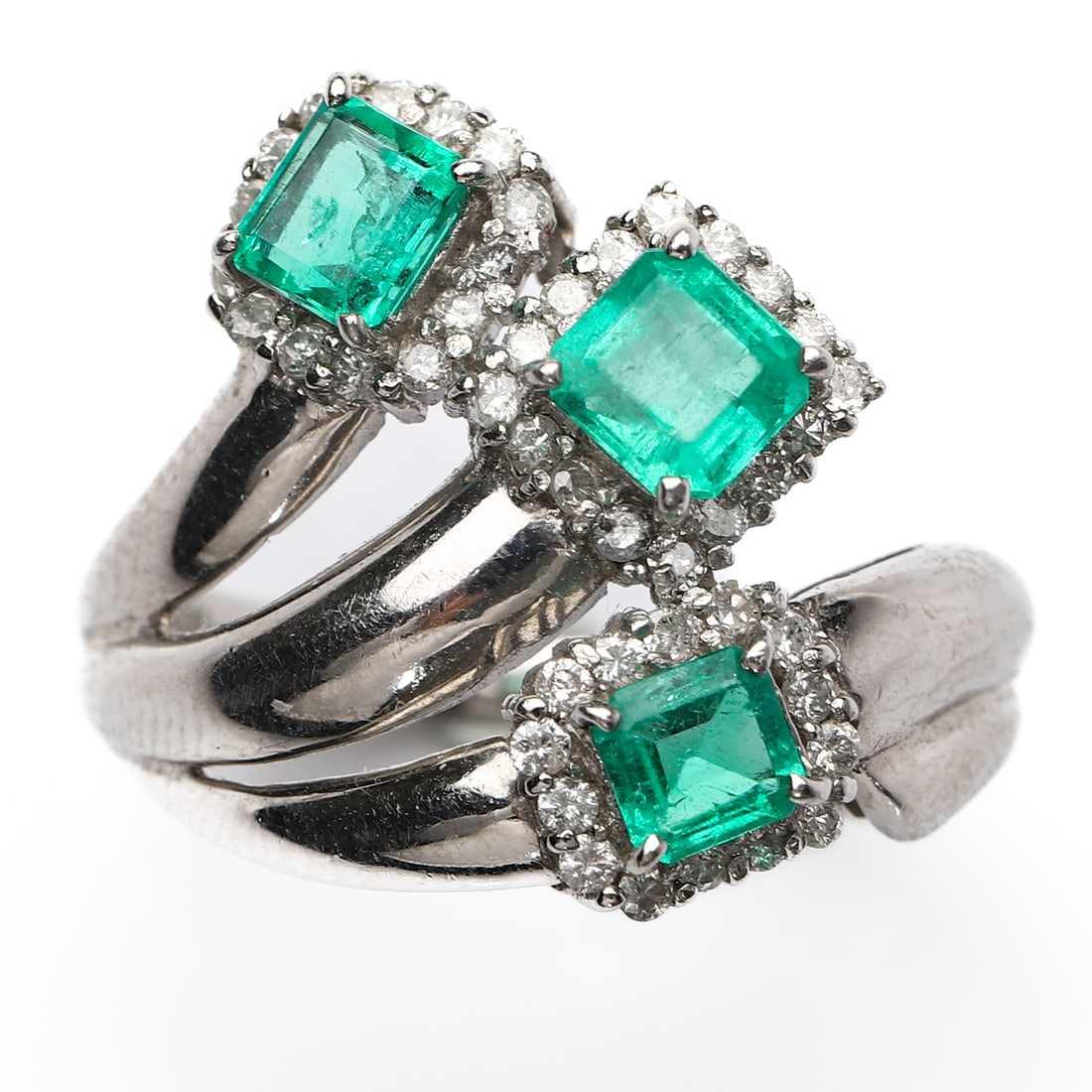 PLATINUM EMERALD AND DIAMOND RING, RETRO PERIOD - 2