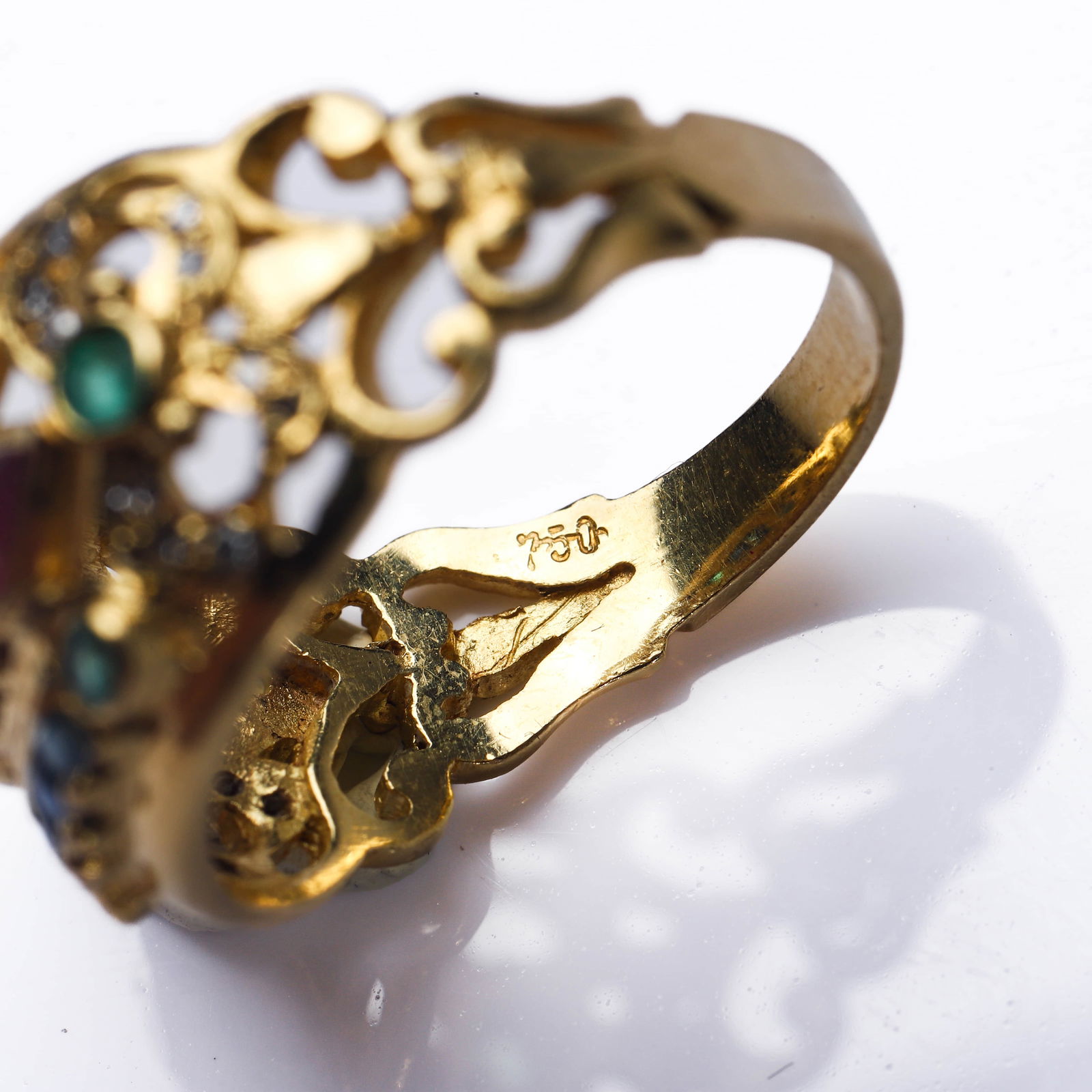 ITALIAN ANTIQUE MULTI-GEM SET GOLD RING - 6