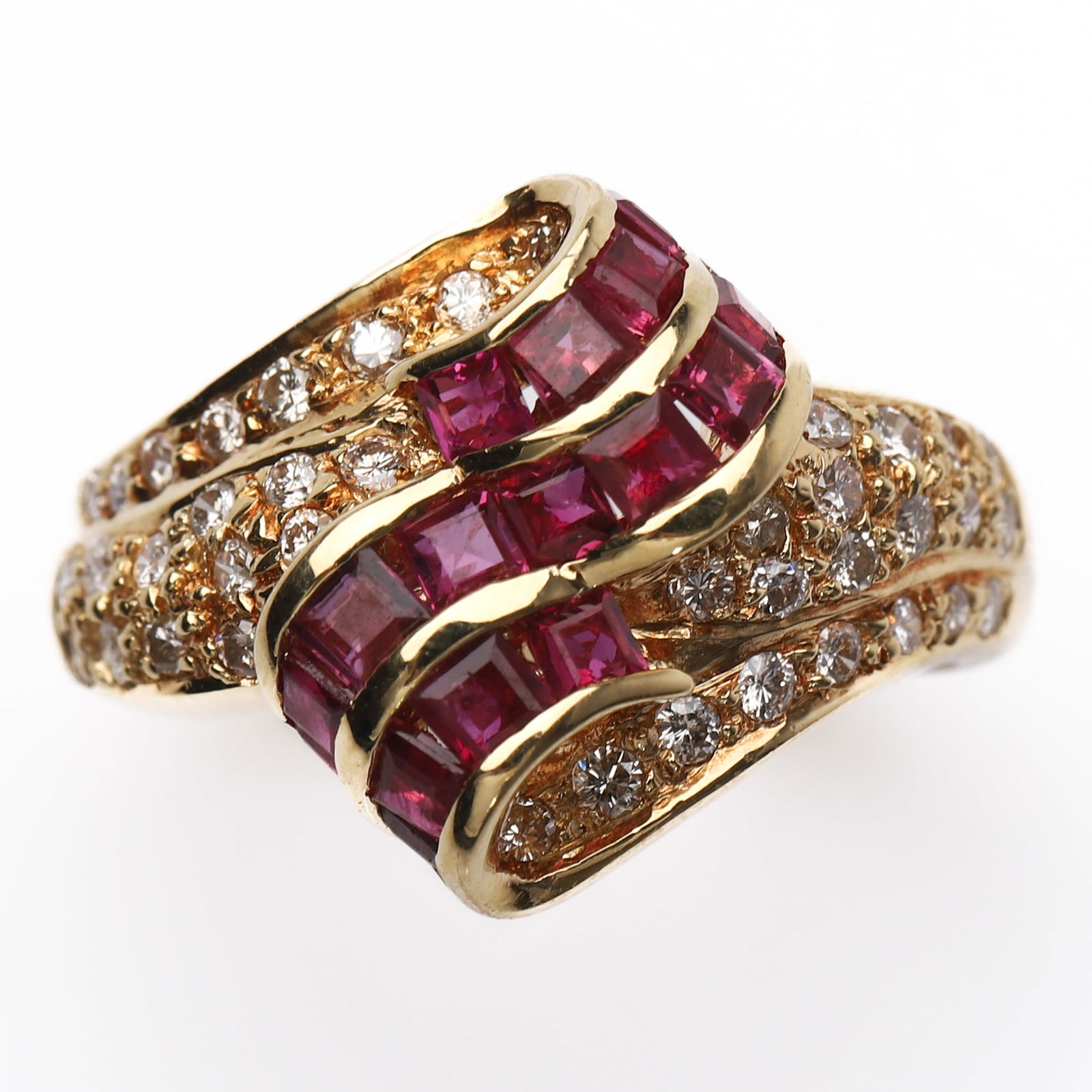 RETRO 18K GOLD RUBY AND DIAMOND RING - 2