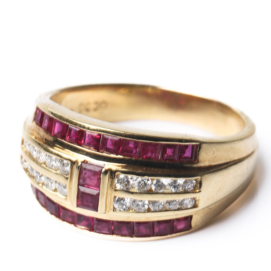18K GOLD RUBY AND DIAMOND BAND RING - 3