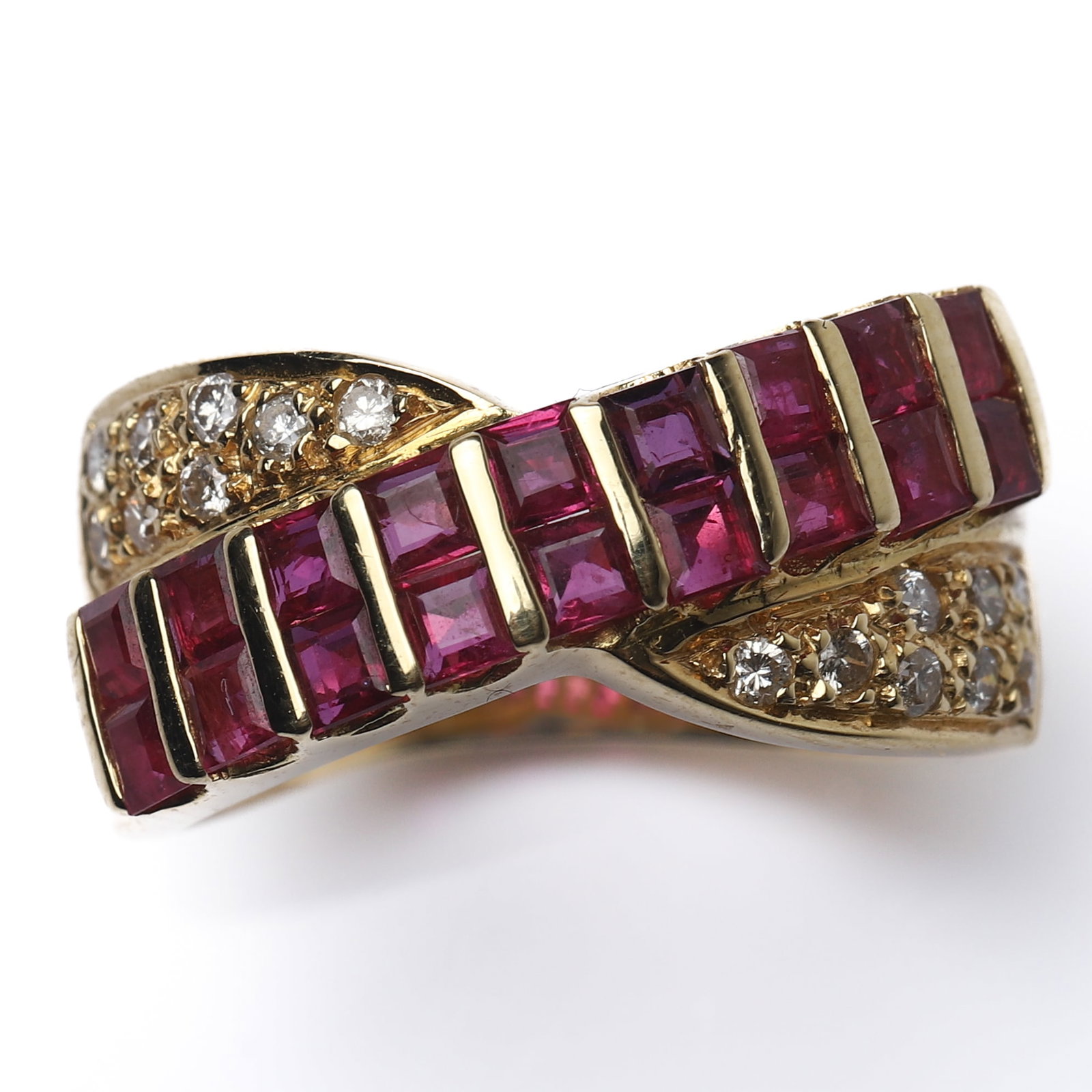 18K GOLD RUBY AND DIAMOND RING - 2