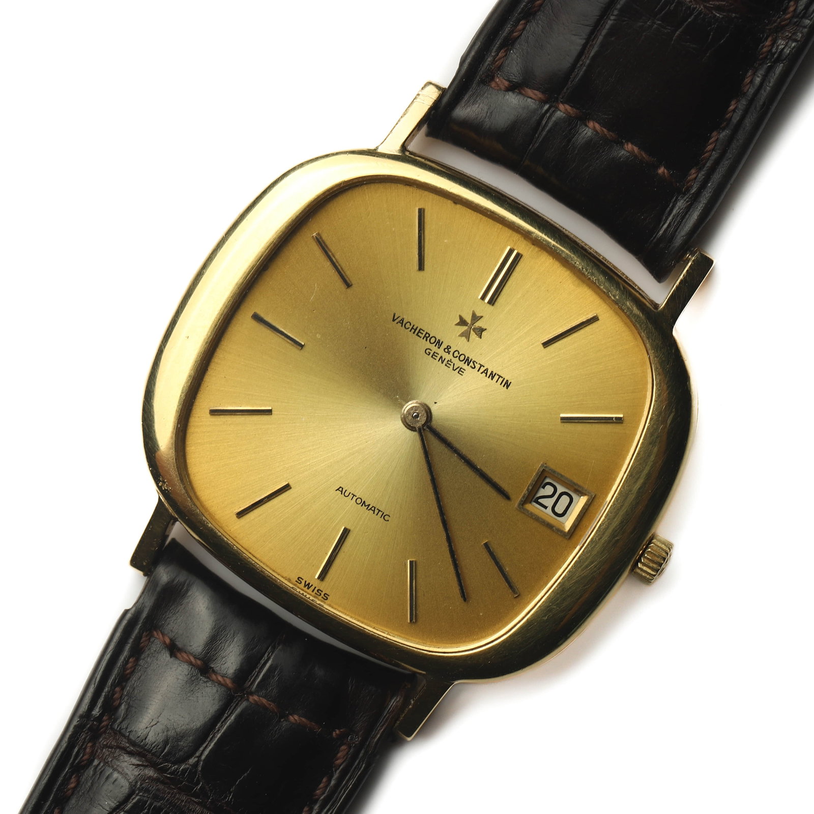 VACHERON & CONSTANTIN AUTOMATIC 18K GOLD CUSHION-FORM WRISTWATCH: Dimensions Overall Length: 9 13/16 in. (24.9 cm) Case Diameter: 1 1/2 in. (3.77 cm) Weight: 43.3 g Description A vintage Vacheron & Constantin gentleman's Automatic wristwatch featuring an elegant 18K