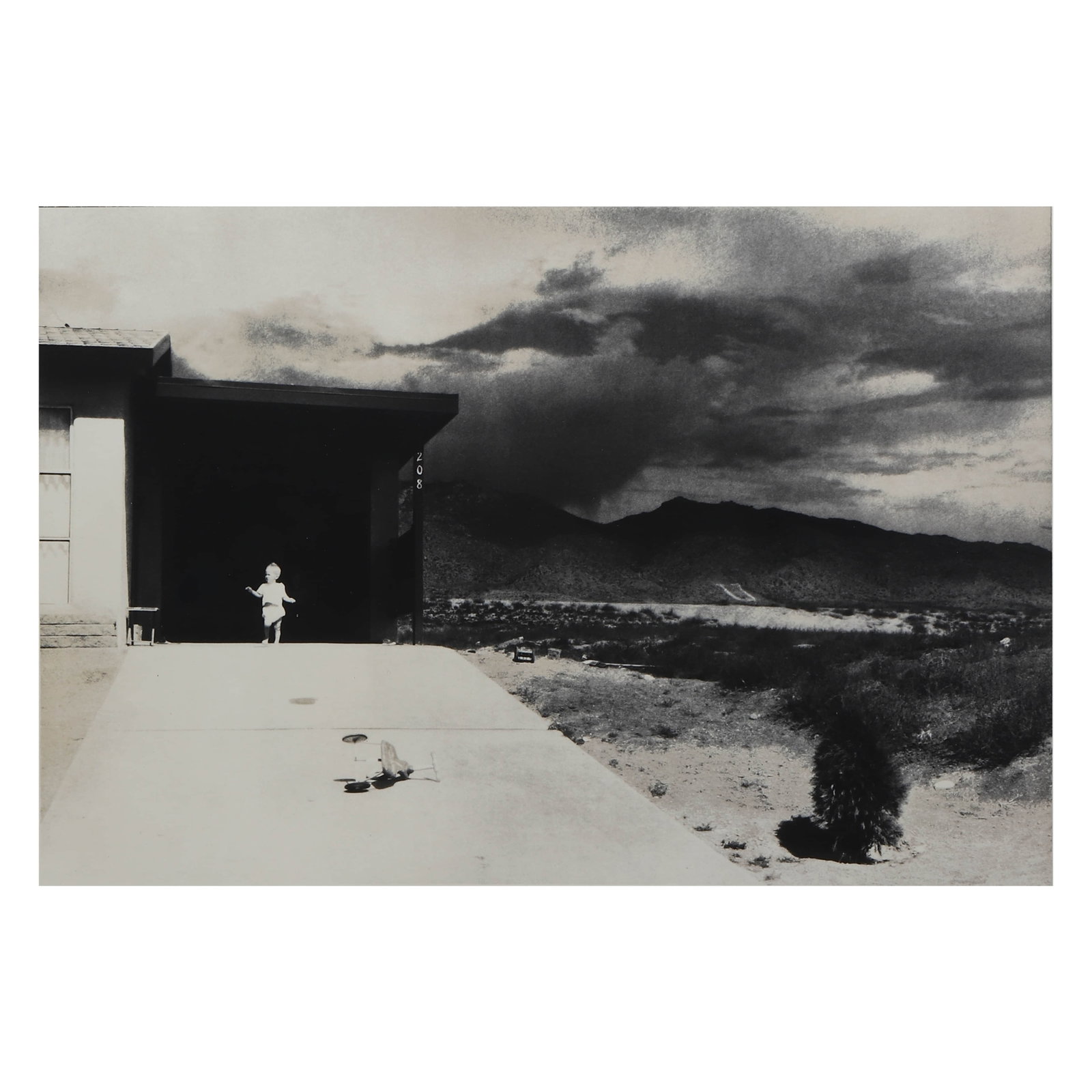 GARRY WINOGRAND (1928â€“1984)ALBUQUERQUE, NEW MEXICO: Artist GARRY WINOGRAND (1928â€“1984) Title ALBUQUERQUE, NEW MEXICO Medium Silver gelatin print, mounted on board Signature Stamped and ink signed on verso Dimensions Photograph: 8 1/2 Ã— 12 7/