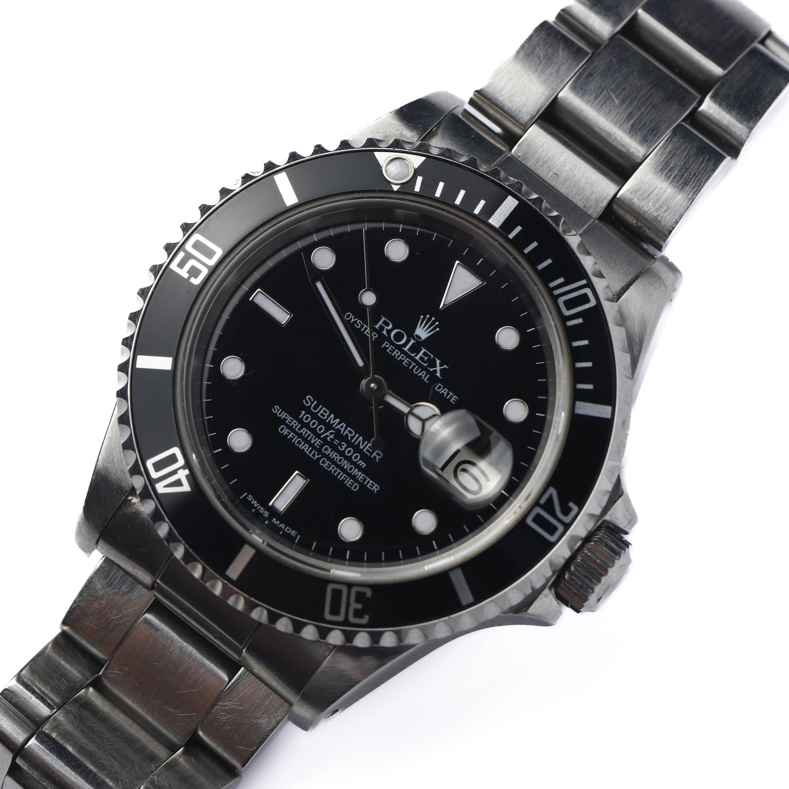 ROLEX OYSTER PERPETUAL DATE SUBMARINER, STAINLESS STEEL WRISTWATCH (1 of 8)