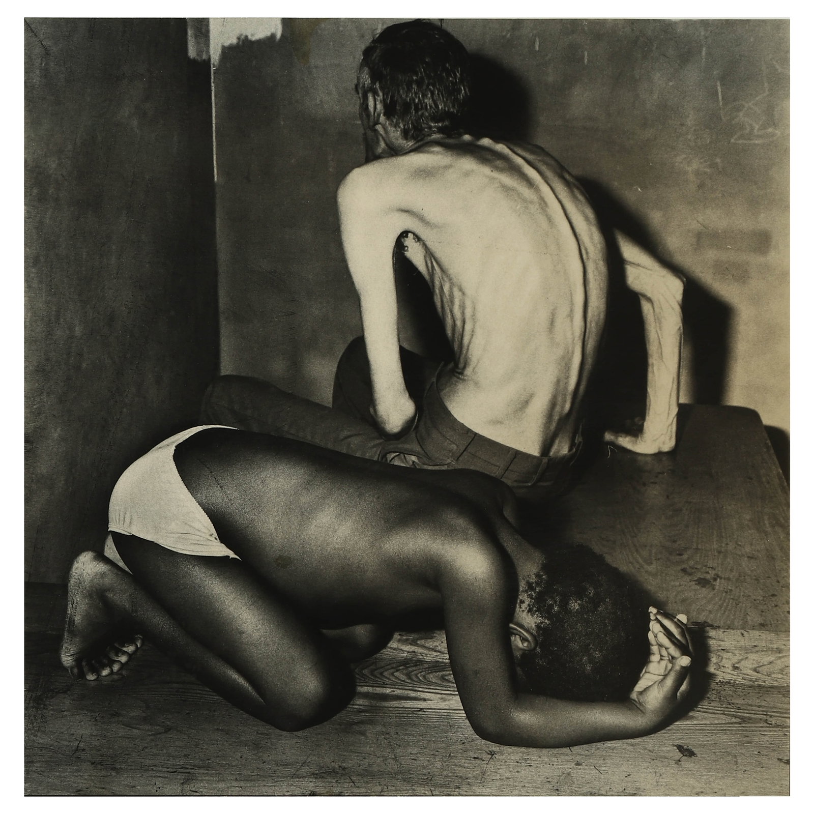 ROGER BALLEN (B. 1950)TWO FIGURES: Artist ROGER BALLEN (B. 1950) Title TWO FIGURES Medium Gelatin silver print, mounted on board Signature Signed on the verso Dimensions Photograph: 14 3/16 × 14 5/16 in. (36.1 × 36.3 cm) Framed: 25