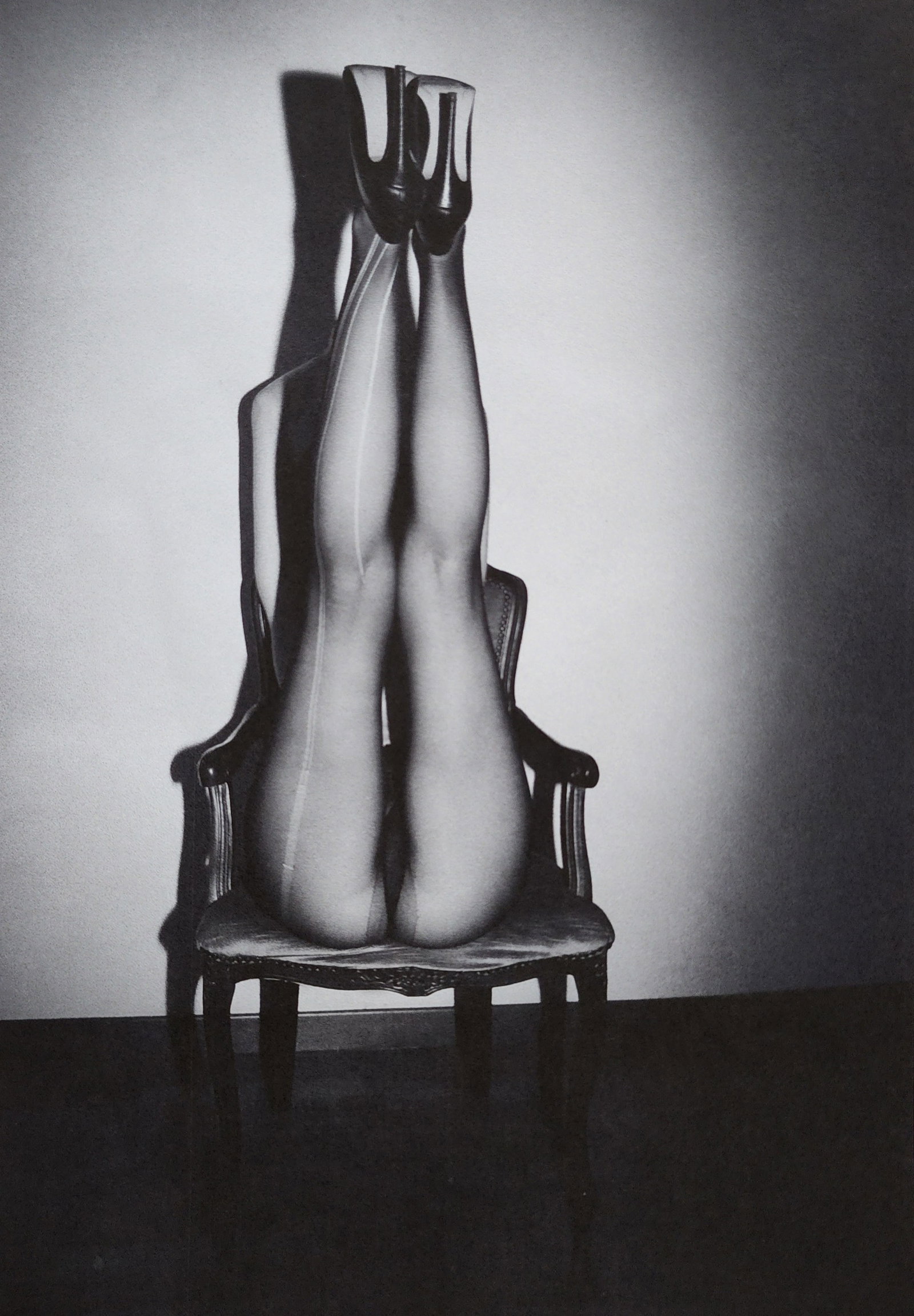 Artist/Photographer: Leonardo Glauso Title/Subject: Erotic Portraits Type Of Print: Authentic Sheet: Artist/Photographer: Leonardo Glauso Title/Subject: Erotic Portraits Type Of Print: Authentic Sheet Fed Photogravure/Heliogravure. Date Of Print: 2002 Paper: Medium weight, satin/matte finish. Print O