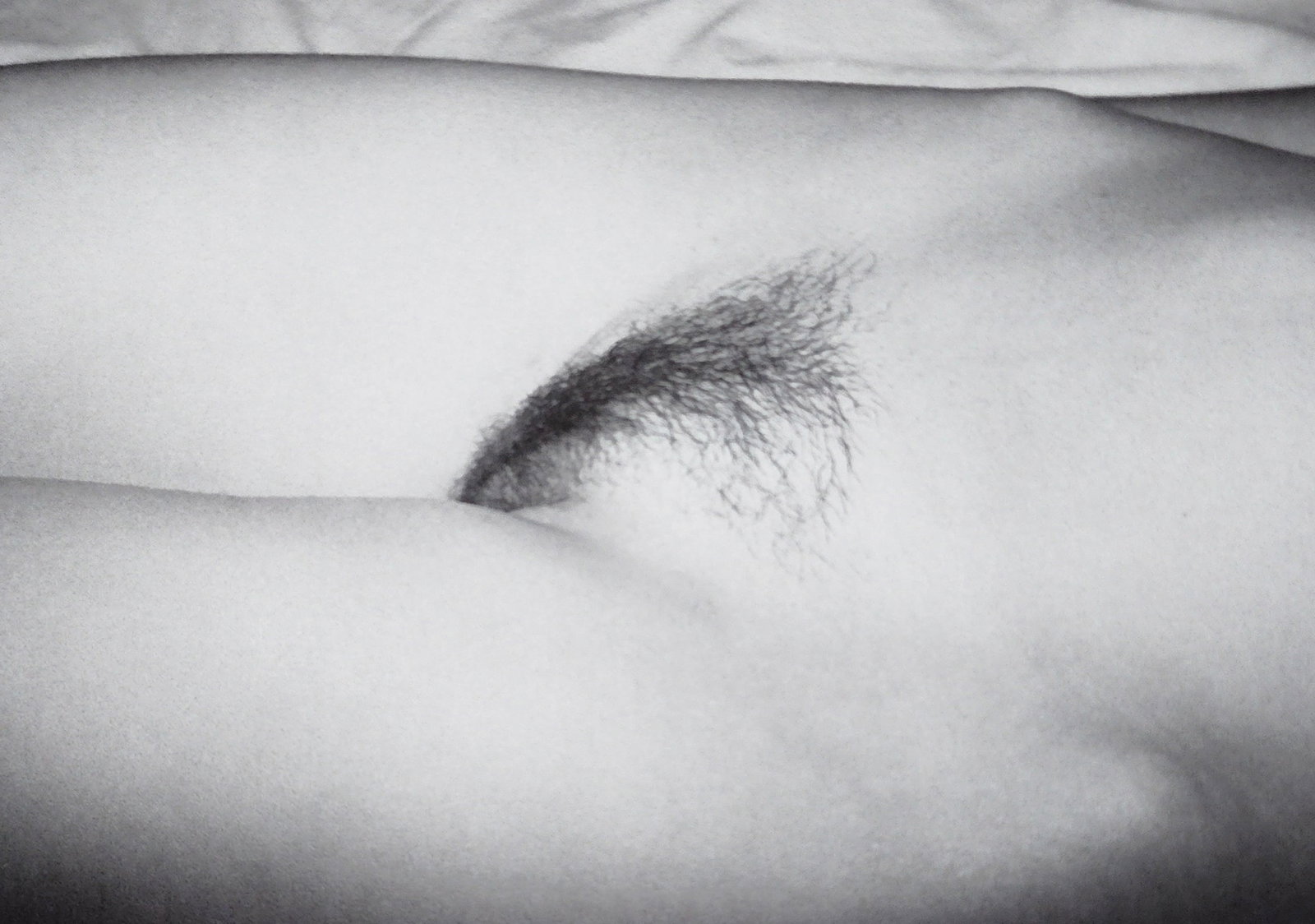 Artist/Photographer: Leonardo Glauso Title/Subject: Erotic Portraits Type Of Print: Authentic Sheet: Artist/Photographer: Leonardo Glauso Title/Subject: Erotic Portraits Type Of Print: Authentic Sheet Fed Photogravure/Heliogravure. Date Of Print: 2002 Paper: Medium weight, satin/matte finish. Print O