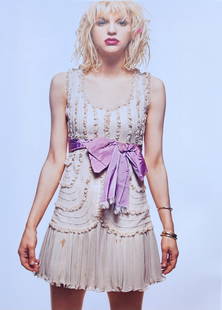 Photographer: Mark Alan Seliger is an American photographer noted for his portraiture. From 1992 to: Photographer: Mark Alan Seliger is an American photographer noted for his portraiture. From 1992 to 2002, he was Chief Photographer for Rolling Stone, during which time he shot over 188 covers for the