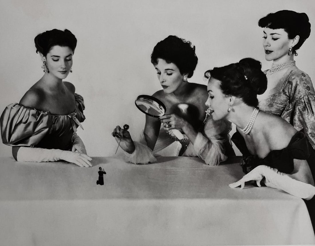 Horst P. Horst, The Gibson Girls, New York, 1941: Photographer: Horst P. Horst, August 14, 1906 – November 18, 1999), was a German-American fashion photographer. Horst is best known for his photographs of women and fashion, but is also recognized f