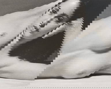 Madonna 21 Years old, Nude photo shoot, 1979 by Martin Schreiber: Artist/Photographer: Martin Schreiber Title/Subject: Madonna Nude, 1979 Condition: Extra Fine - Excellent Type Of Print: Authentic Sheet Fed Photogravure/Heliogravure Paper: Medium weight, satin/matte
