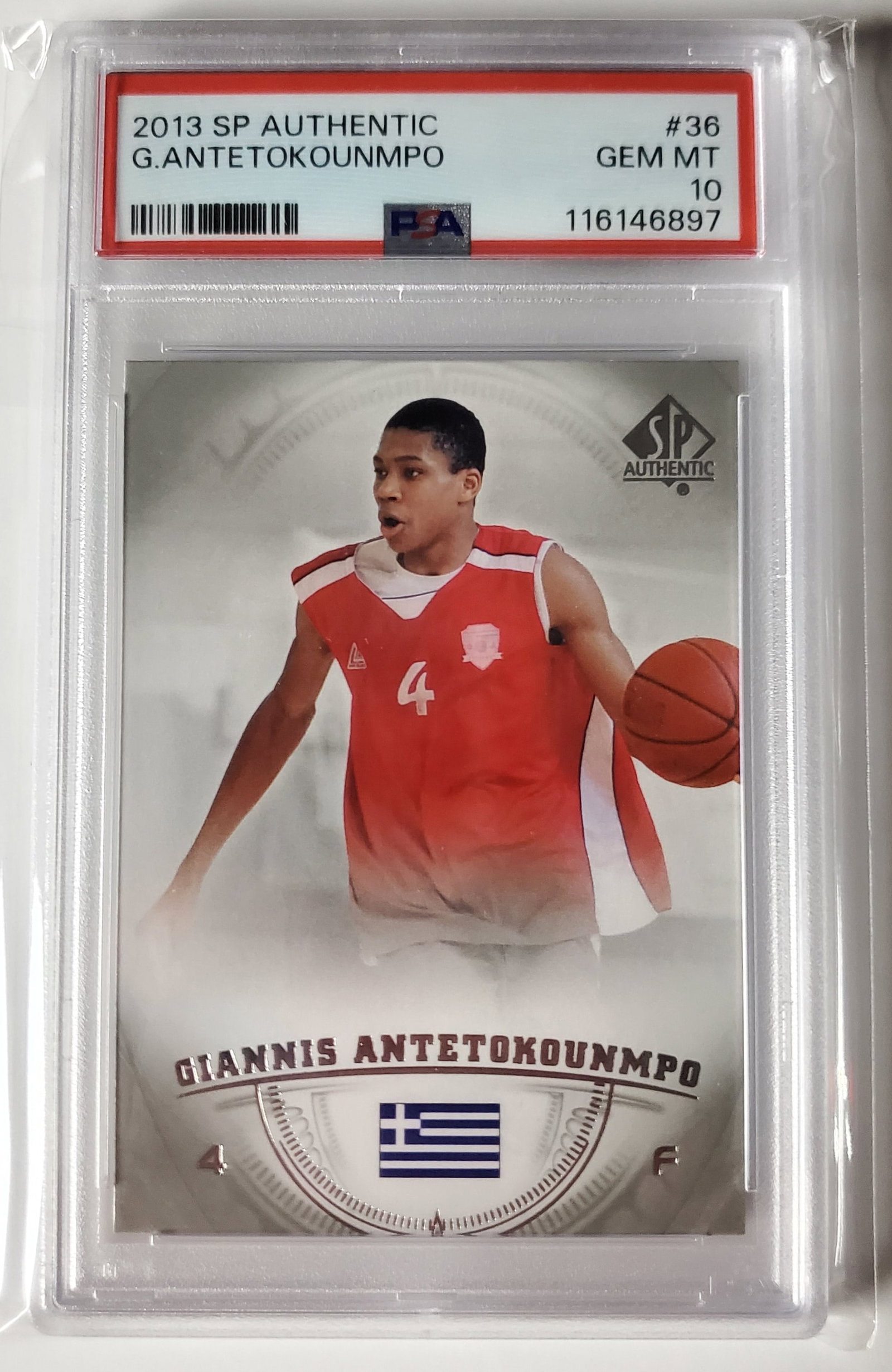 Giannis Antetokounmpo Rookie Card PSA 10 (1 of 2)