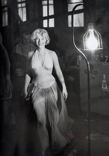Lawrence Schiller, Marilyn Monroe, 1962 - 1: Photographer: Lawrence Schiller is an American producer, screenwriter, and photographer best known for his candid photos of Marilyn Monroe. Subject/Title: Marilyn Monroe Date Of Negative: 1962 Type Of