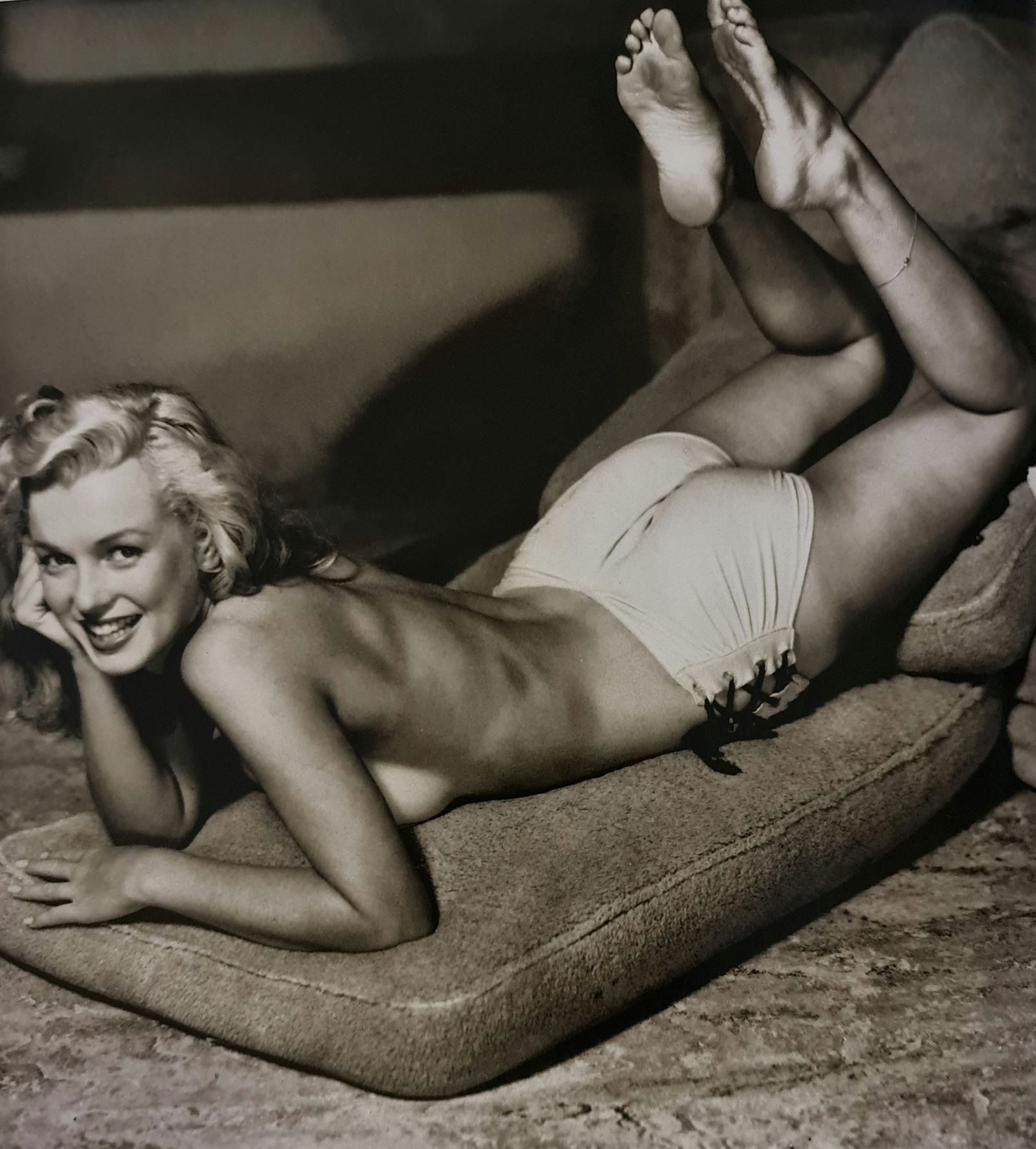 Earl Moran, Marilyn Monroe, 1946: Photographer: Earl Moran Subject/Title: Marilyn Monroe Date Of Negative: 1939 Type Of Print: Sheet Fed Photogravure/Heliogravure Date Of Print: 2000 Publisher: teNeues Paper: Medium weight, clay coat