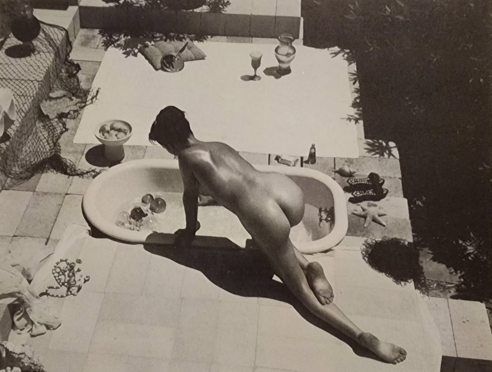 Andre de Dienes, Outdoor Water Nudes: Andre de Dienes, Outdoor Water Nudes Type Of Print: Authentic Sheet Fed Photogravure/Heliogravure. Date Of Print: 1965 Paper: Medium weight, satin/matte finish. Print Origin: USA Approximate Image Siz