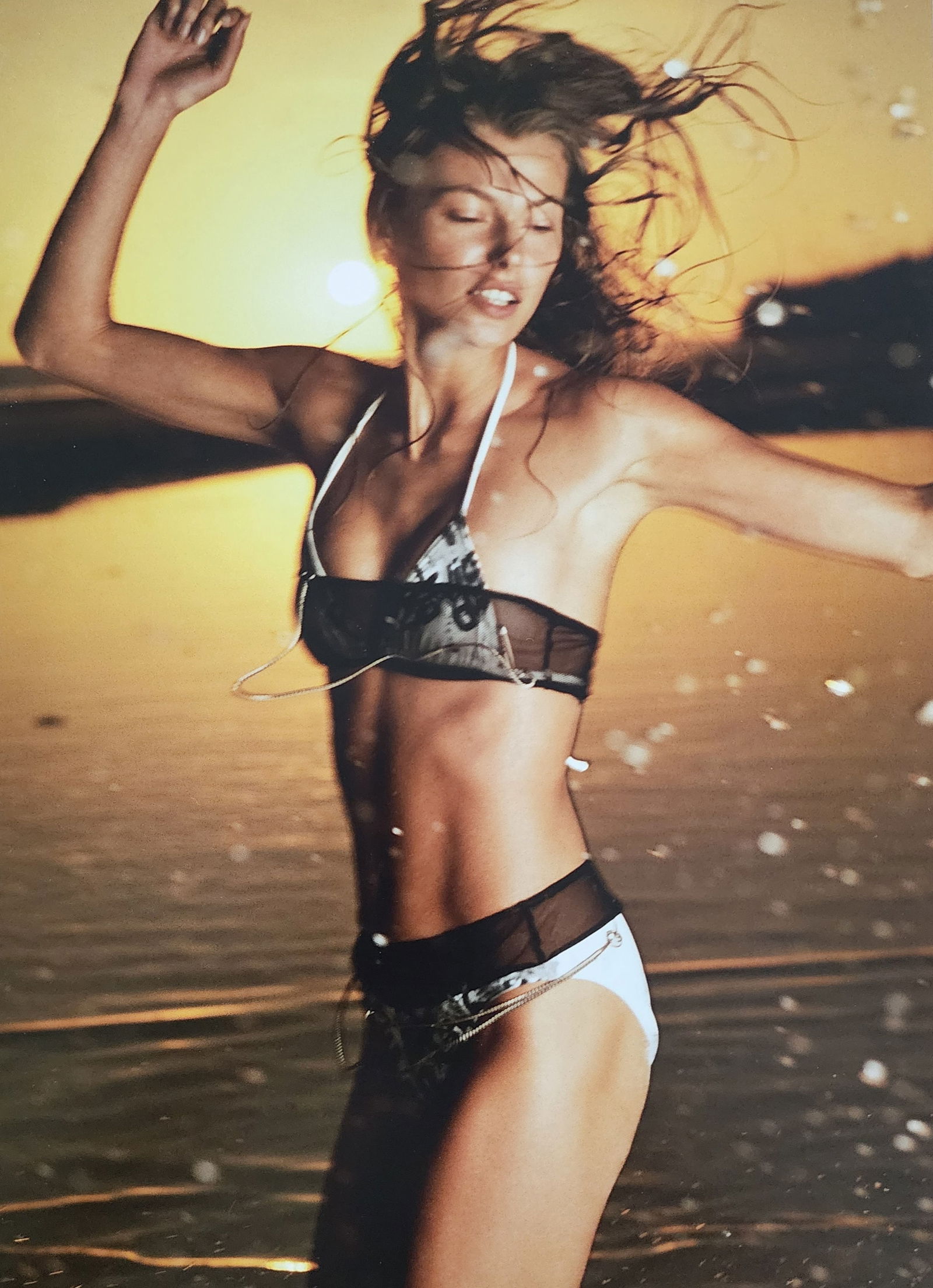 Russel James, Stunning, 2027 (1 of 1)