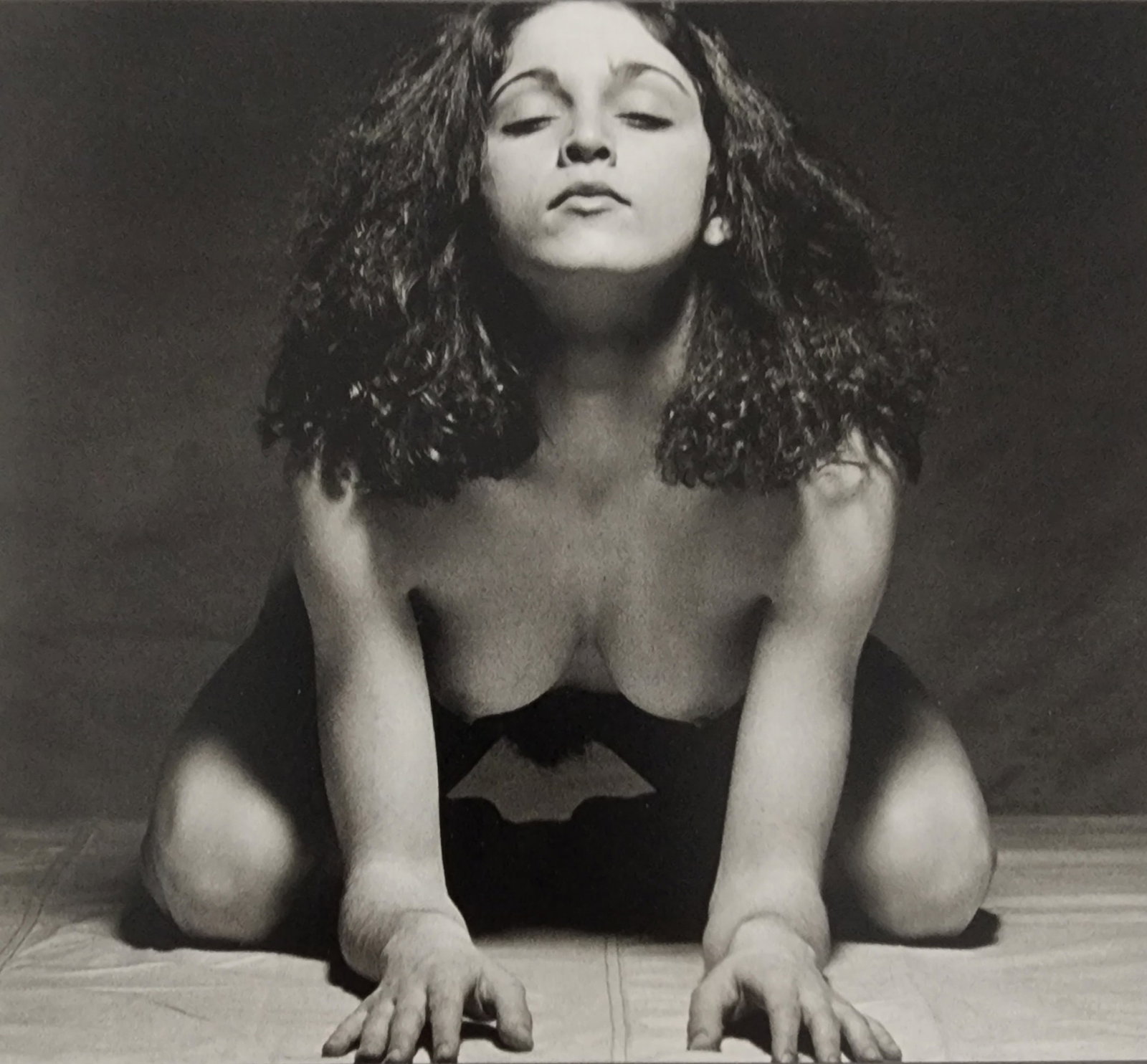 Madonna 21 Years old, Nude photo shoot, 1979 by Martin Schreiber: Artist/Photographer: Martin SchreiberTitle/Subject: Madonna Nude, 1979 Condition: Extra Fine - Excellent Type Of Print: Authentic Sheet Fed Photogravure/Heliogravure Paper: Medium weight, satin/matte 