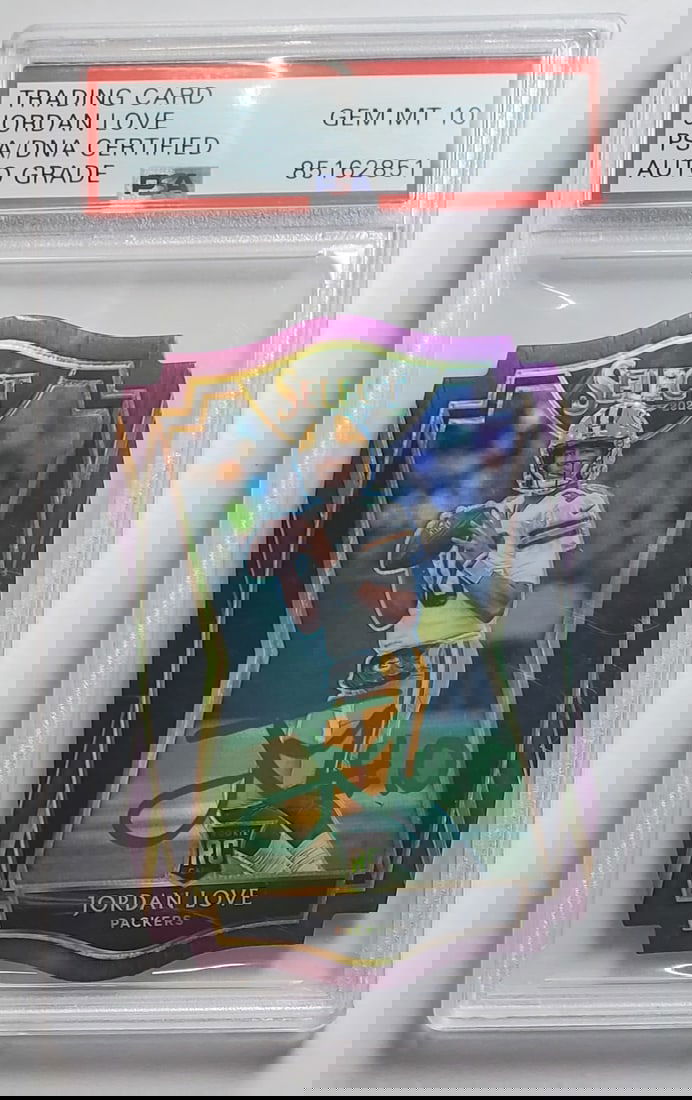 Jordan Love Rookie Auto Football Card PSA 10 (1 of 2)