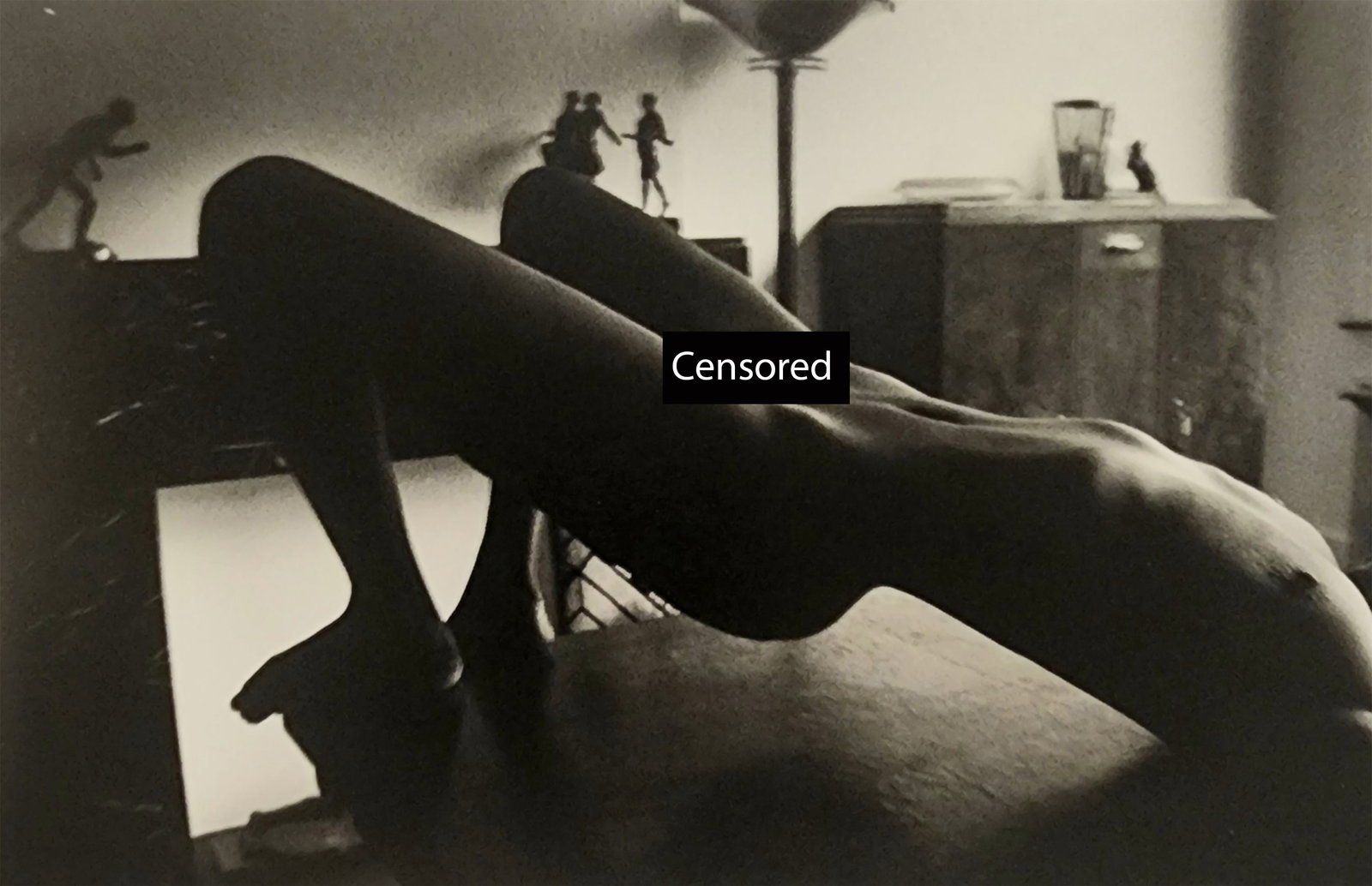 Pascal Baetens Beautiful Models: Artist/Photographer: Pascal Baetens Title/Subject: Beautiful Models Type Of Print: Authentic Sheet Fed Photogravure/Heliogravure. Date Of Print: 2010 Paper: Medium weight, satin/matte finish. Print Or