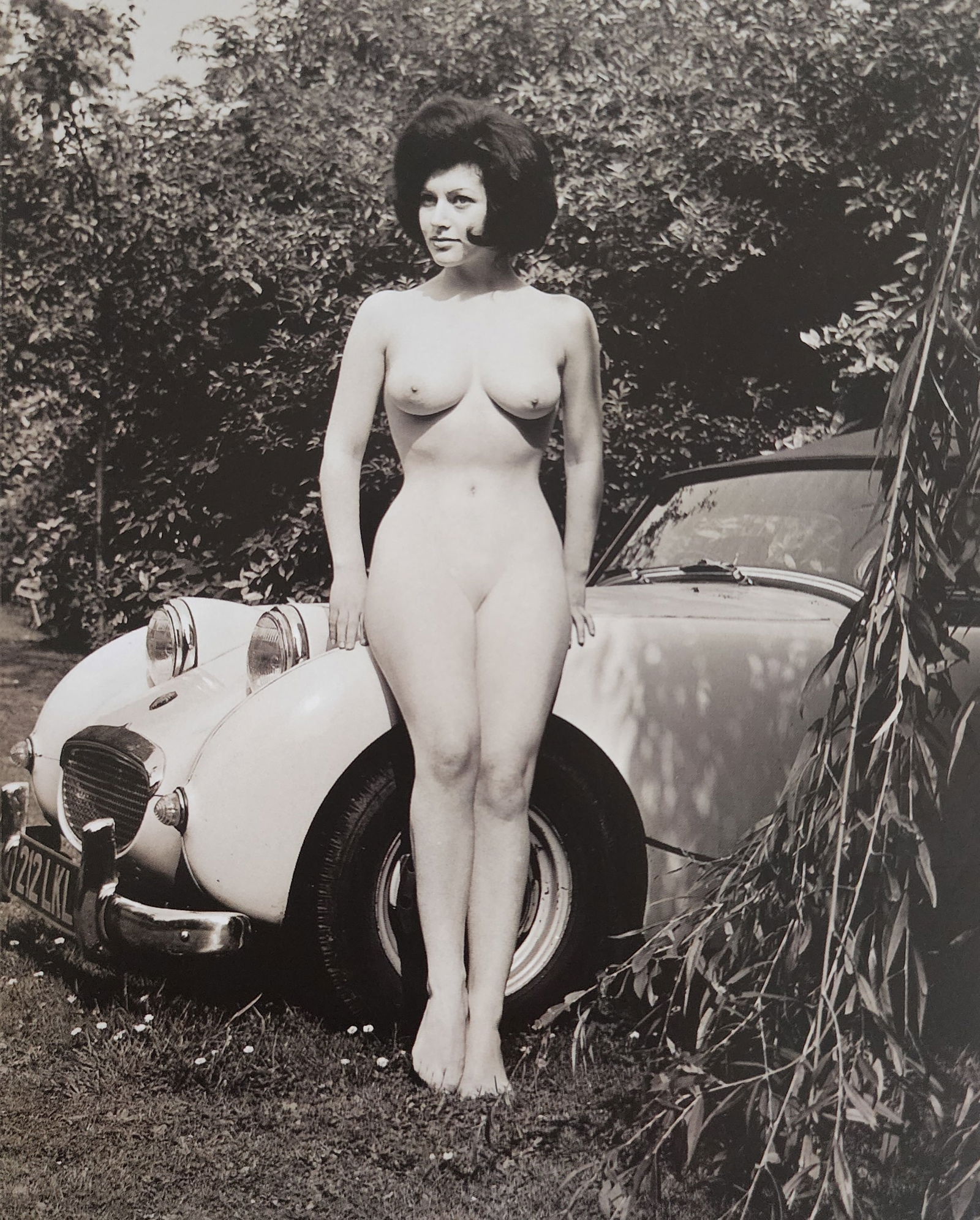 Erotique Masterpiece, 1998: Artist/Photographer: Man Ray, Marconi, Agelou, Y. Park, E. Weston, G. Riebicke, R. Koppitz, Manasse, H.P. Horst, N. Parkinson, Bill Brandt..... Title/Subject: Erotique Masterpiece Type Of Print: Authe