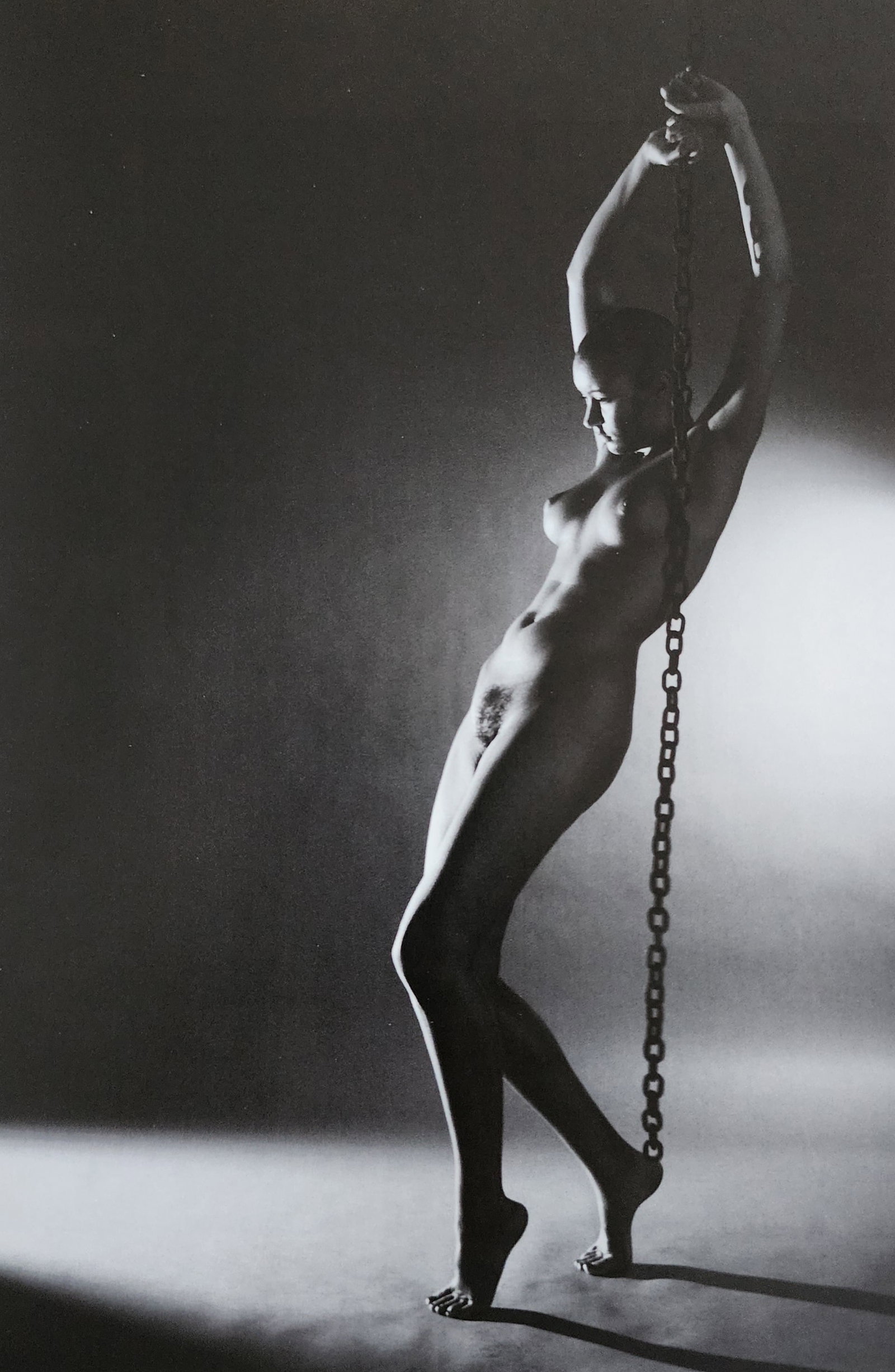 Vlad Kenner, Best nude contemporary, 2019 (1 of 1)