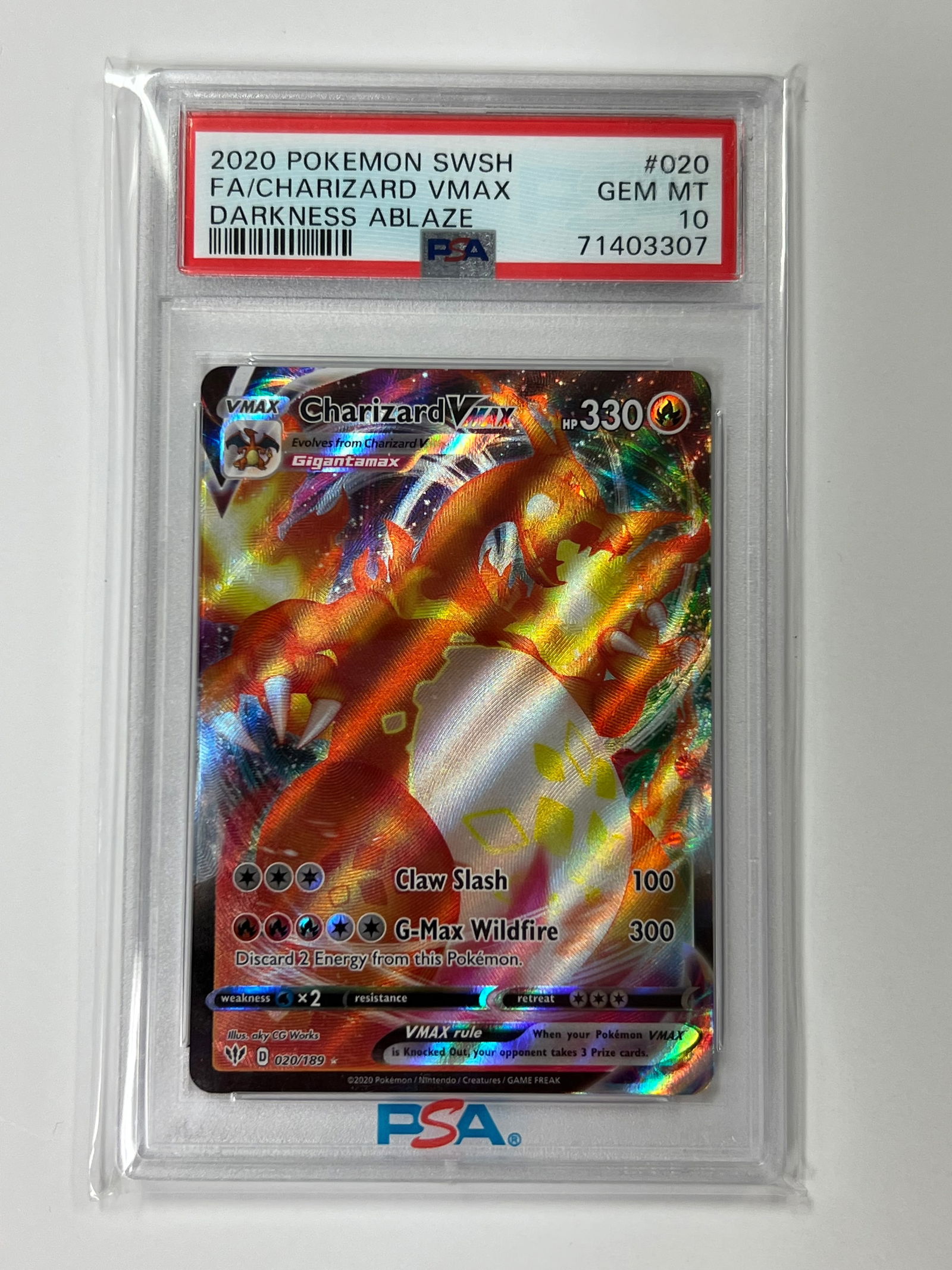 Charizard Vmax Darkness Ablaze 2020 PSA 10 (1 of 2)
