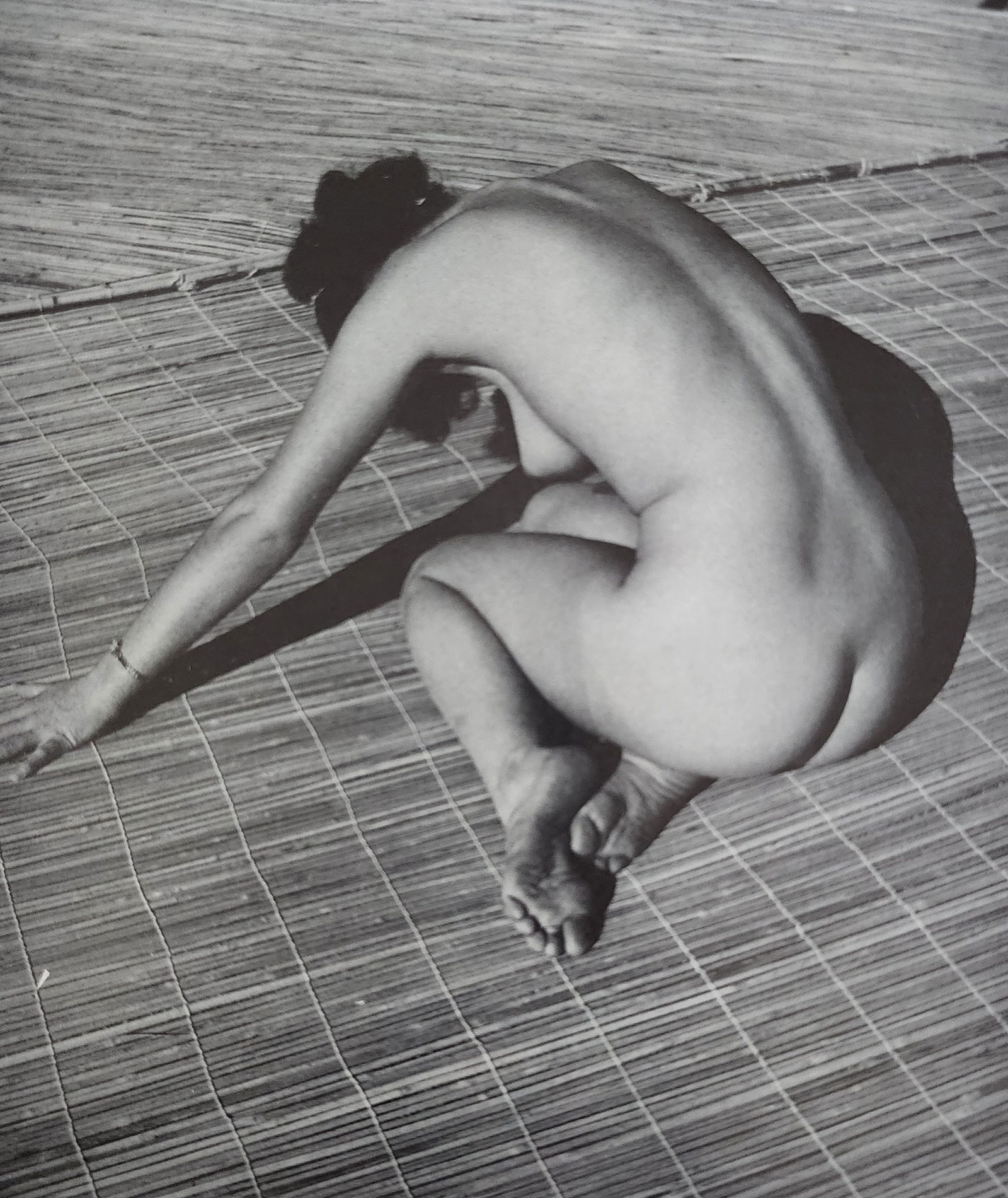 Andre de Dienes, Vintage Nudes 1961: Artist/Photographer: Andre de Dienes Title/Subject: Vintage Nudes 1961 Type Of Print: Authentic Sheet Fed Photogravure/Heliogravure. Paper: Medium weight, satin/matte finish. Print Origin:USA Approxim
