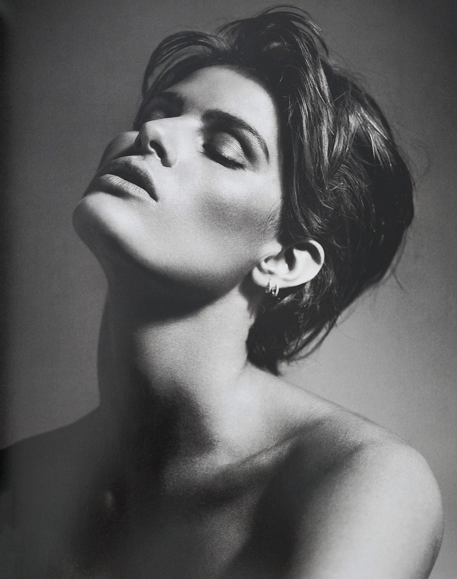 Vincent Peters 'Beautiful Woman' 2016: Photographer: Vincent Peters Title/Subject: Beautiful Woman Type Of Print: Authentic Sheet Fed Photogravure/Heliogravure. Date Of Print: 2016 Paper: Medium weight, satin/matte finish. Print Origin: It