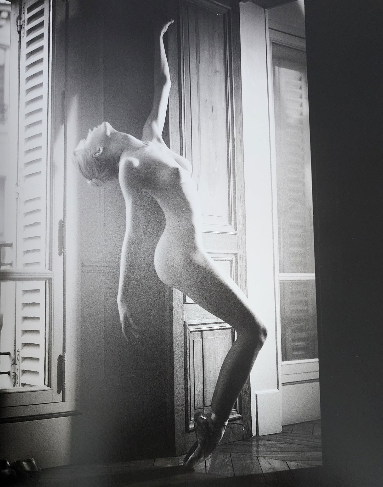 Vincent Peters 'Beautiful Woman' 2016: Photographer: Vincent Peters Title/Subject: Beautiful Woman Type Of Print: Authentic Sheet Fed Photogravure/Heliogravure. Date Of Print: 2016 Paper: Medium weight, satin/matte finish. Print Origin: It