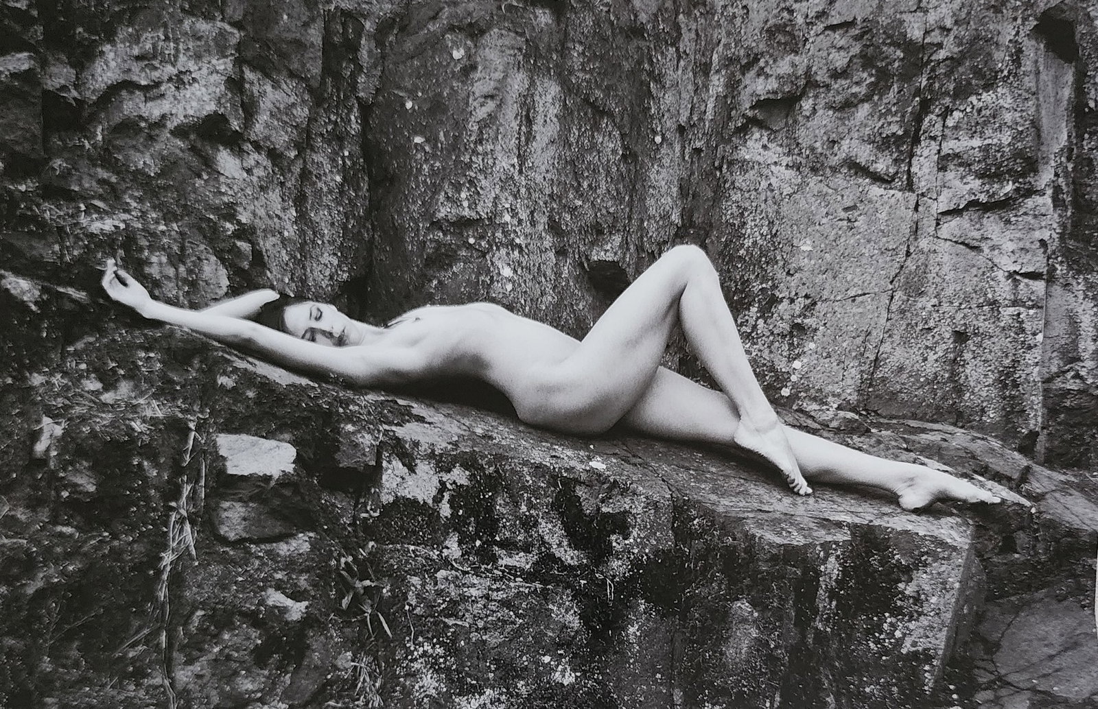 Nick Kemp, Best nude contemporary, 2019: Artist/Photographer: Nick Kemp Title/Subject: Best nude contemporary Type Of Print: Authentic Sheet Fed Photogravure/Heliogravure. Date Of Print: 2019 Paper: Medium weight, satin/matte finish. Print O