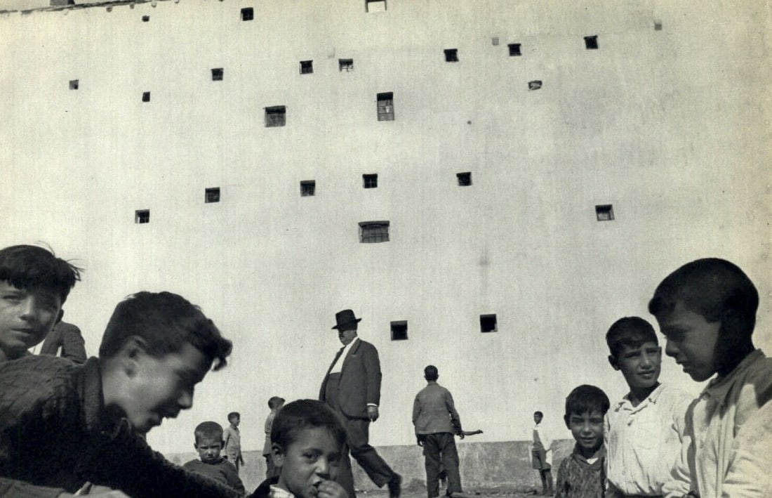 Henri Cartier Bresson, Children's Playground Madrid Spain, 1952: Item Details Description Photographer: Henri Cartier-Bresson (French 1908 - 2004) - Internationally renowned photographic artist - widely considered the "father" of modern photojournalism. Subject/Tit