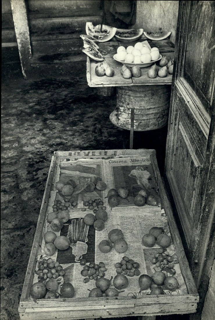 Henri Cartier Bresson, Drying Food Fruit Tivoli Rome, 1952: Item Details Description Photographer: Henri Cartier-Bresson (French 1908 - 2004) - Internationally renowned photographic artist - widely considered the "father" of modern photojournalism. Subject/Tit