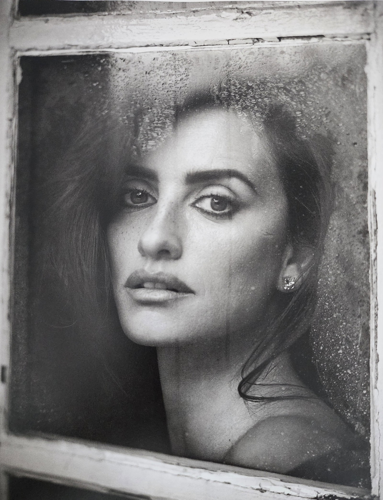 Vincent Peters 'Beautiful Woman' 2016: Photographer: Vincent Peters Title/Subject: Beautiful Woman Type Of Print: Authentic Sheet Fed Photogravure/Heliogravure. Date Of Print: 2016 Paper: Medium weight, satin/matte finish. Print Origin: It