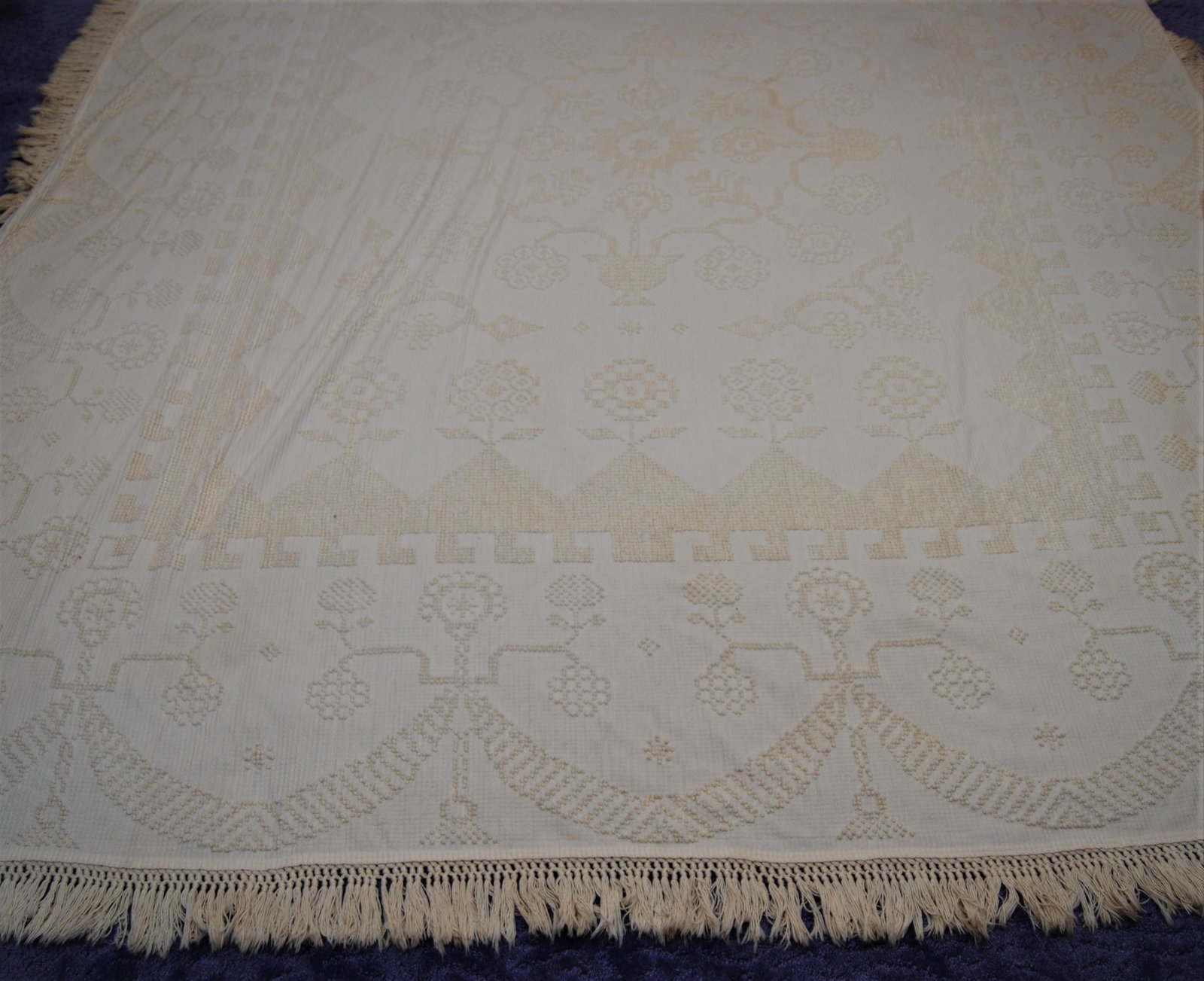 G Washington Chenille Queen Bedspread by Bates: Vintage Bates George Washington Choice Bedspread. Mid to late 1900s. Queen sized. This ivory-color bedspread is a machine-made colonial American reproduction, terry looped, with garlands and flowers t