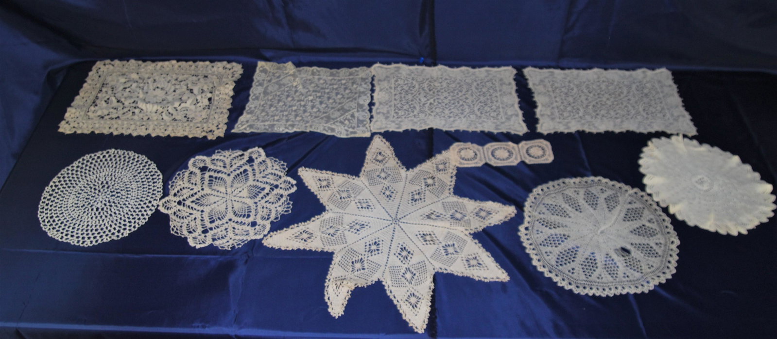 150+ Vintage Textile Doilies-Linen-Lace-Crocheted: Large Lot of Antique & Vintage Handcrafted Textiles - Linen, Lace & Crocheted Doilies. Over 150 doilies of varied sizes in this lot. These textiles, from the mid to late 1800’s to the early 1900
