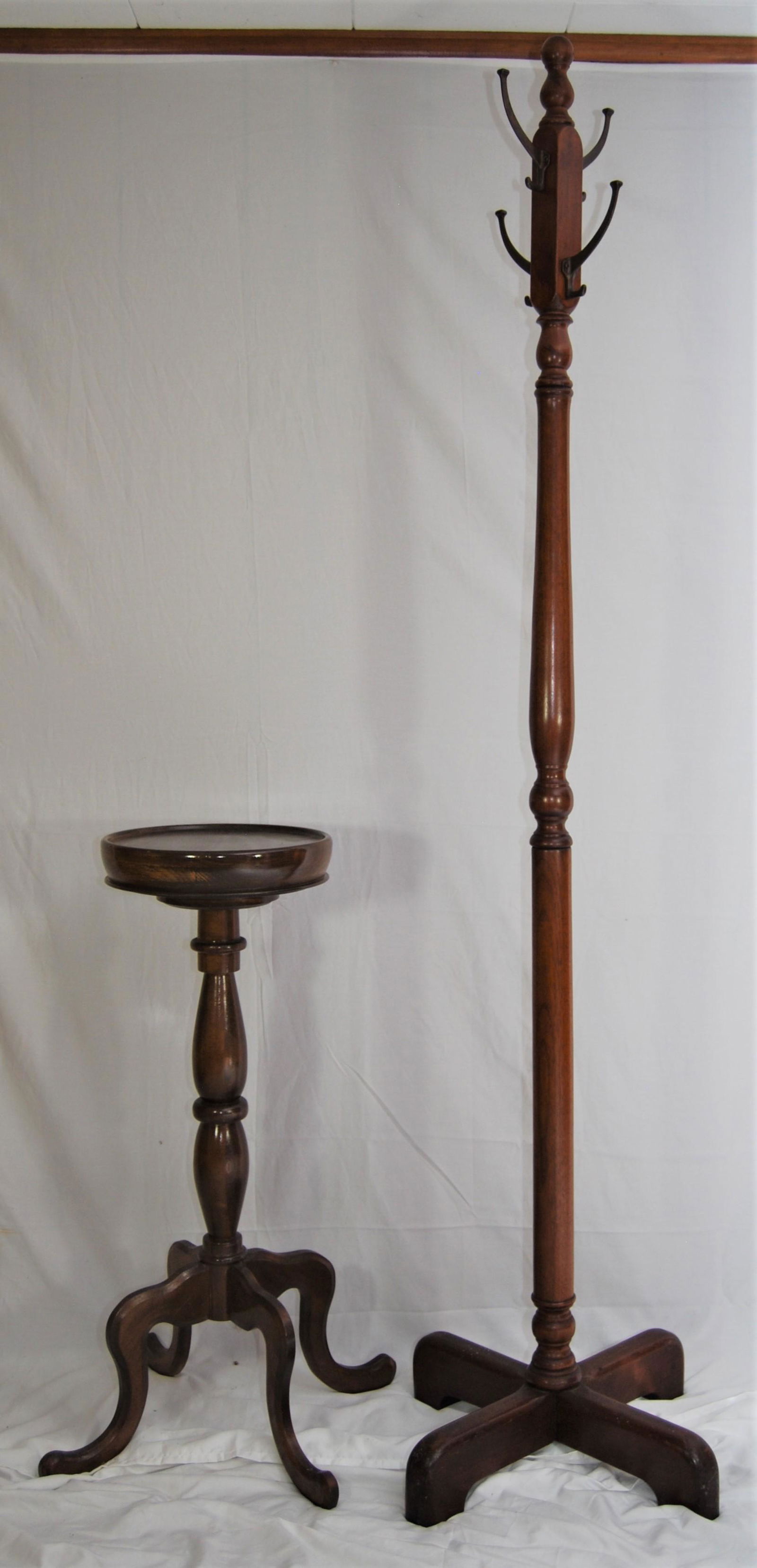 Vintage Coat Tree & Plant Stand Nov 01, 2020 Simond & Oakes Auctioneers & Appraisers LLC in MA