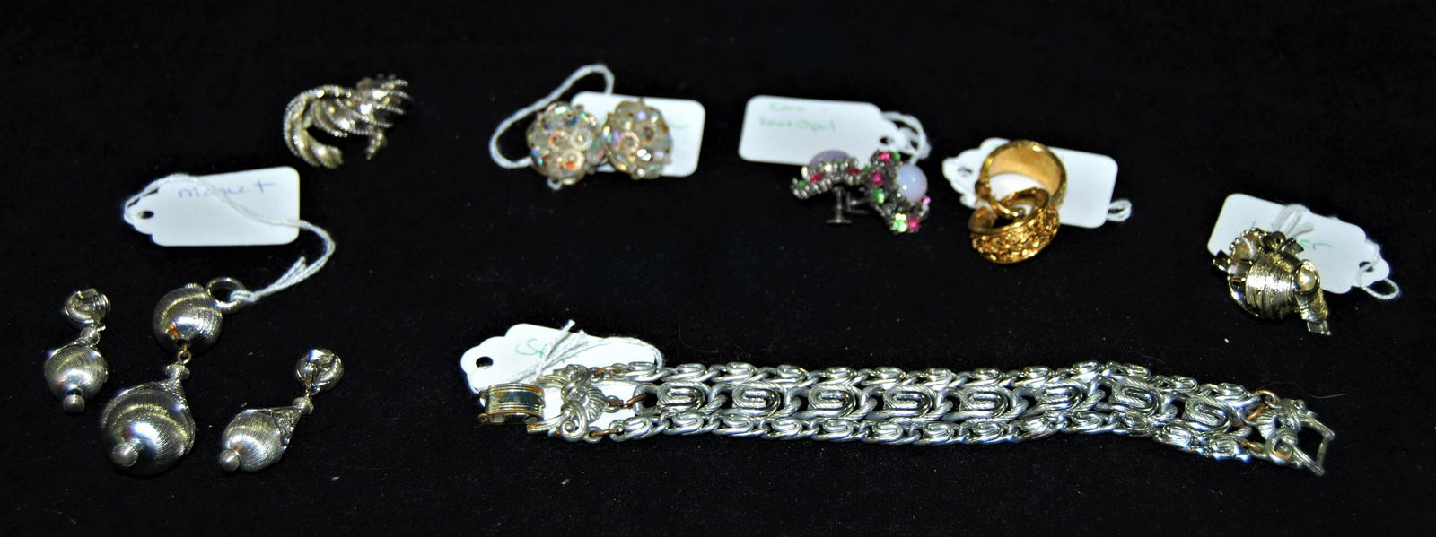 Vintage Designer Jewelry by Trifari-Monet & more: Vintage Designer Earrings & Jewelry by Trifari, Lisner, Monet, Coro, Laguna and Star. Lot of 8 items including 6 pairs of earrings, plus a bracelet and a pendant.