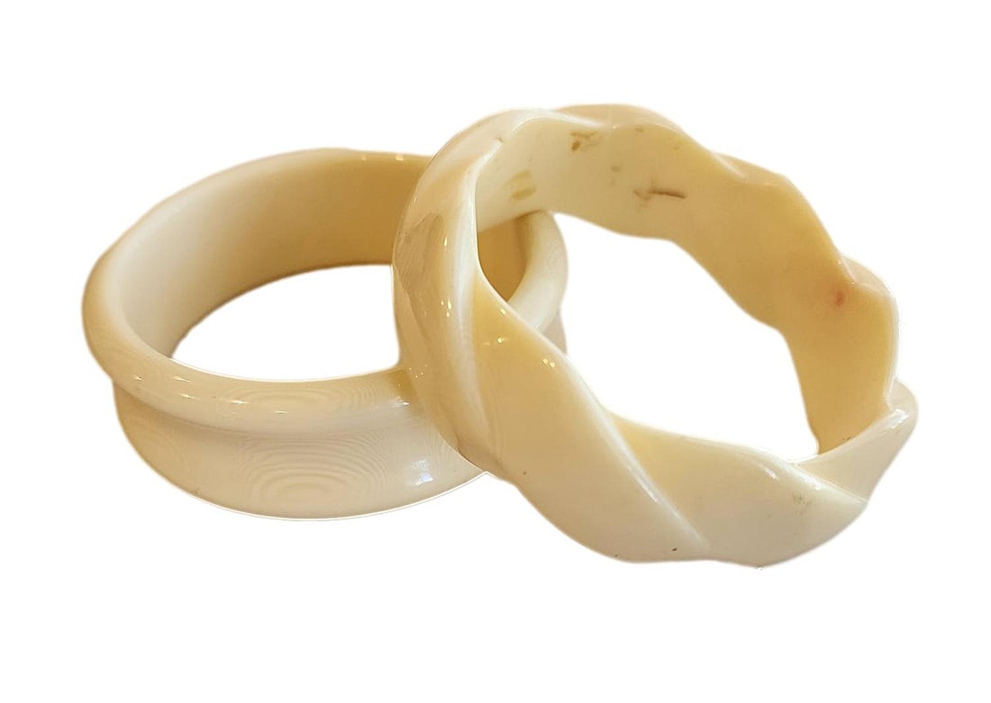 2 Vintage Ivory Lucite Bangle Bracelets. Chunky. NO RESERVE (1 of 2)